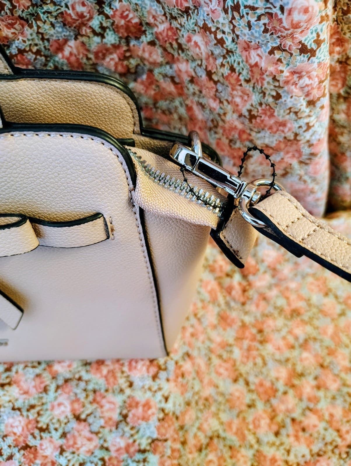 NWOT Nine West Ivory Satchel Top Handle Bag with Bow Accent - Thumbnail 7