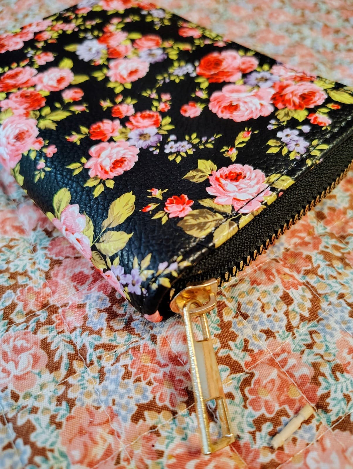 NWOT Bright Floral Zip Around Wallet - Thumbnail 3