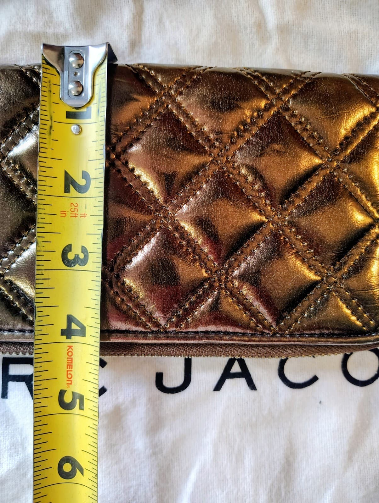 Marc Jacobs Bronze Metallic Quilted Patent Leather Wallet, White Dust Proof Bag - Thumbnail 16