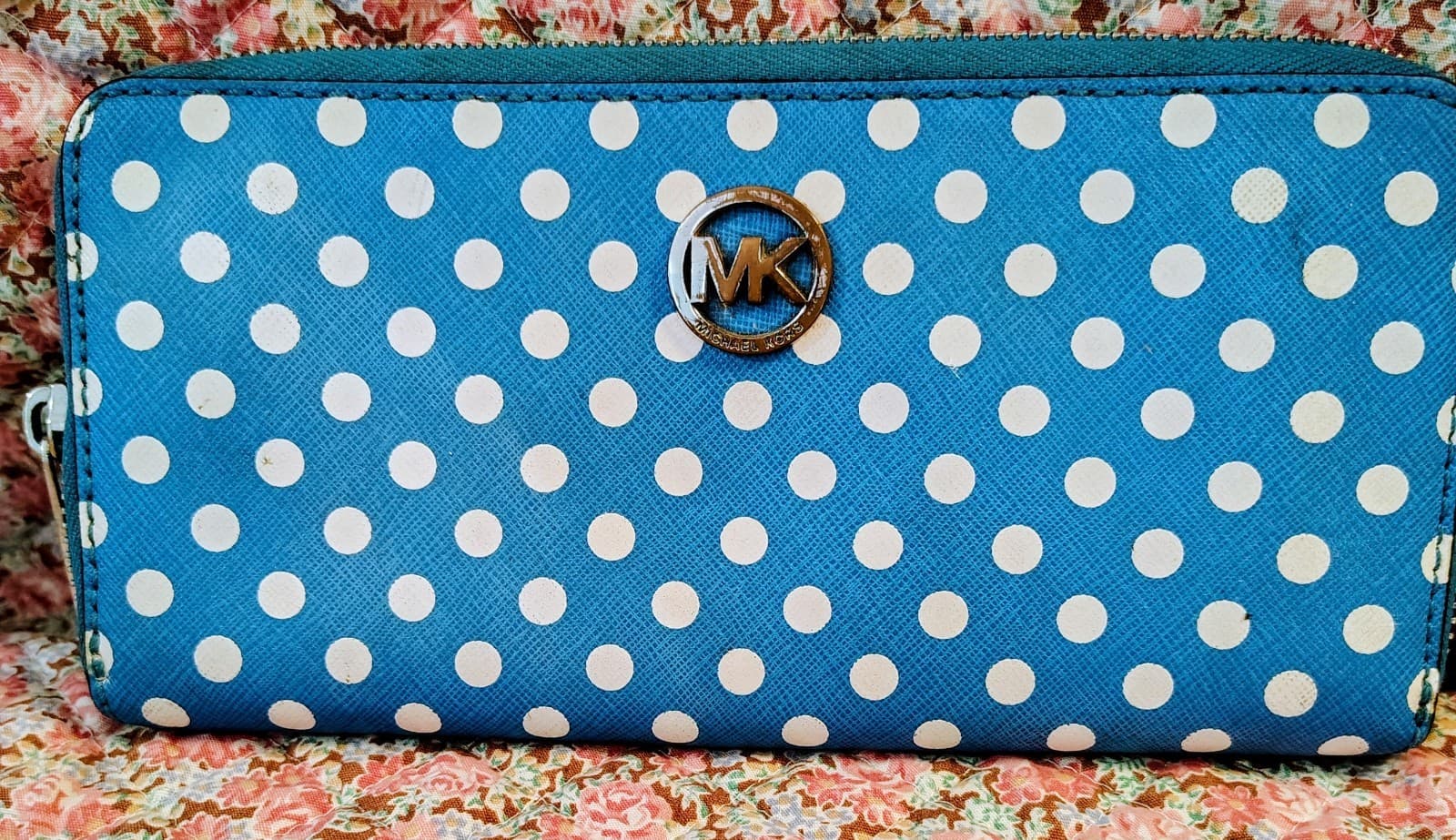 Michael Kors Blue And White Polka Dot Fulton Multifunction Phone Case Wallet