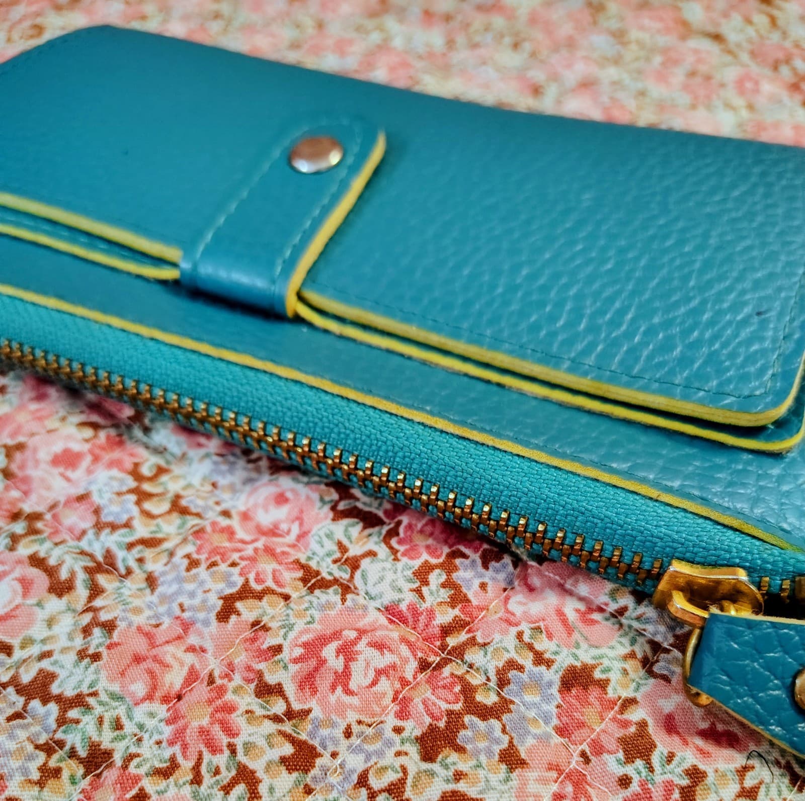 NWOT Turquoise Yellow Faux Pebbled Leather Wallet - Thumbnail 5