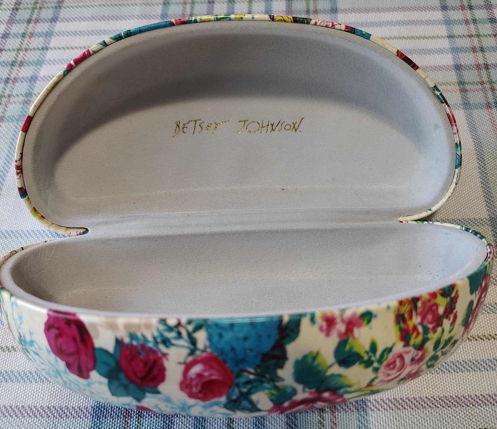 Vintage Betsey Johnson Sunglass Eyeglass Case Pink Floral w/Logo Hard Clam Case - Thumbnail 6