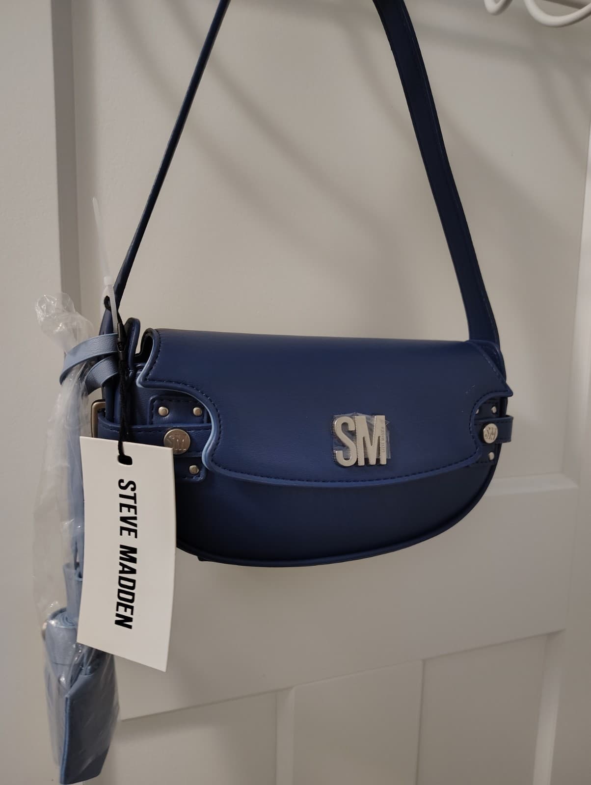 New Steve Madden Navy Peony BWINDSOR Shoulder Bag