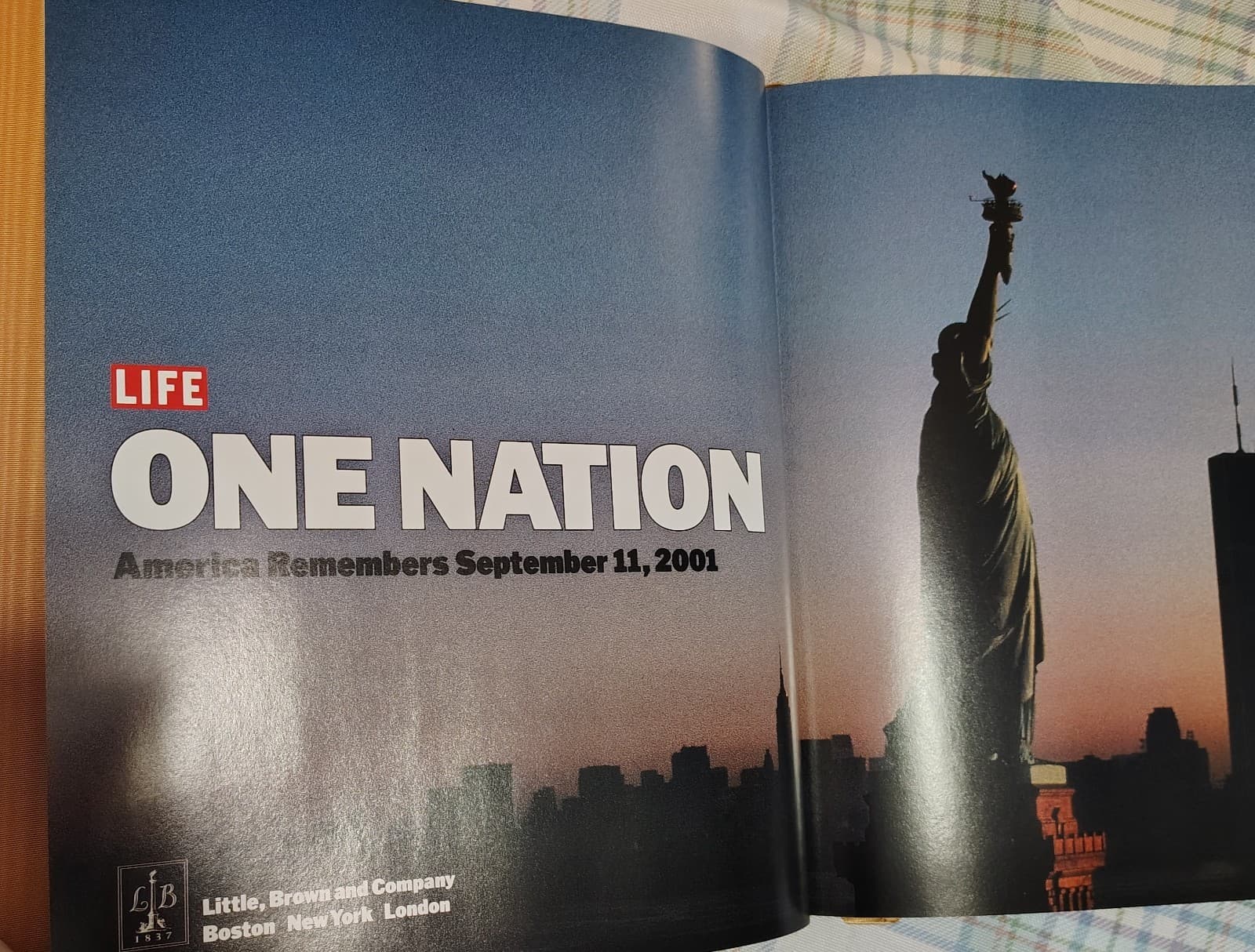 One Nation America Remembers September 11 2001 LIFE Mag Hardcover Book 1st Edit - Thumbnail 4