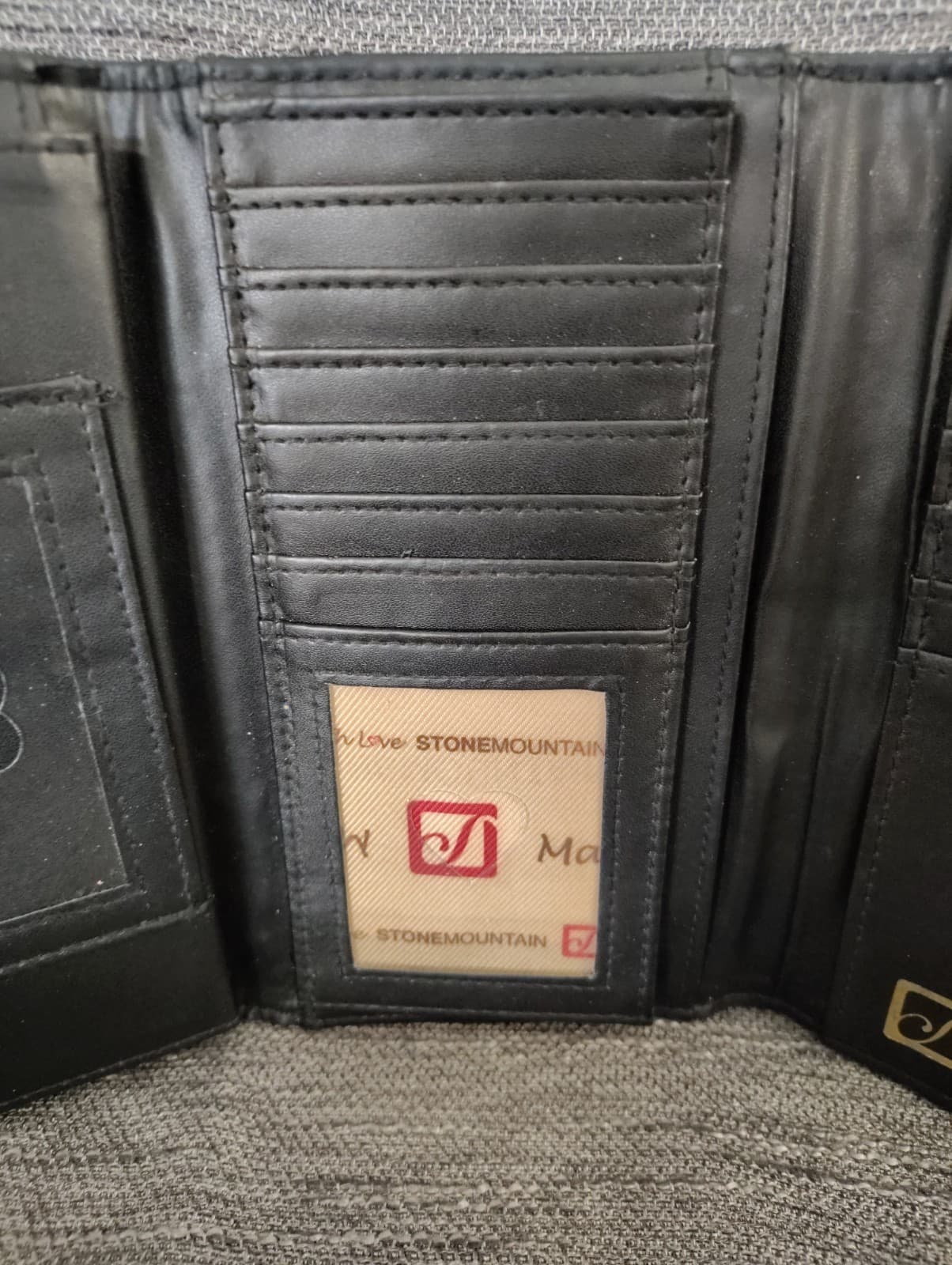 Stone Mountain Black Leather Wallet - Thumbnail 7
