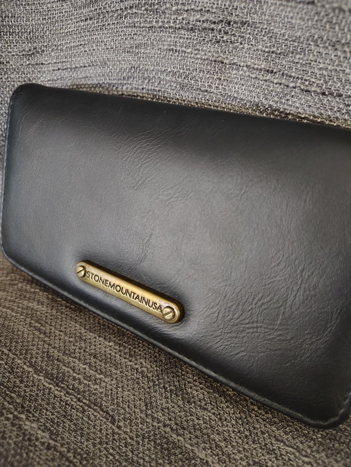 Stone Mountain Black Leather Wallet - Thumbnail 2