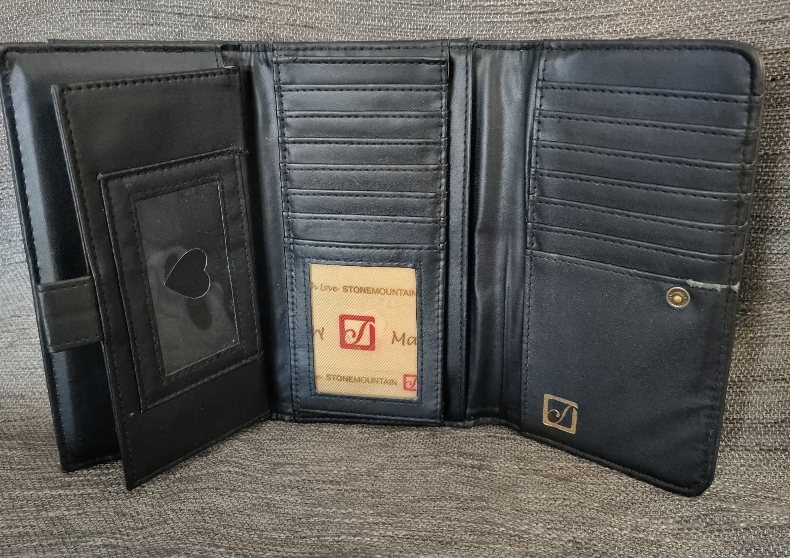 Stone Mountain Black Leather Wallet - Thumbnail 11