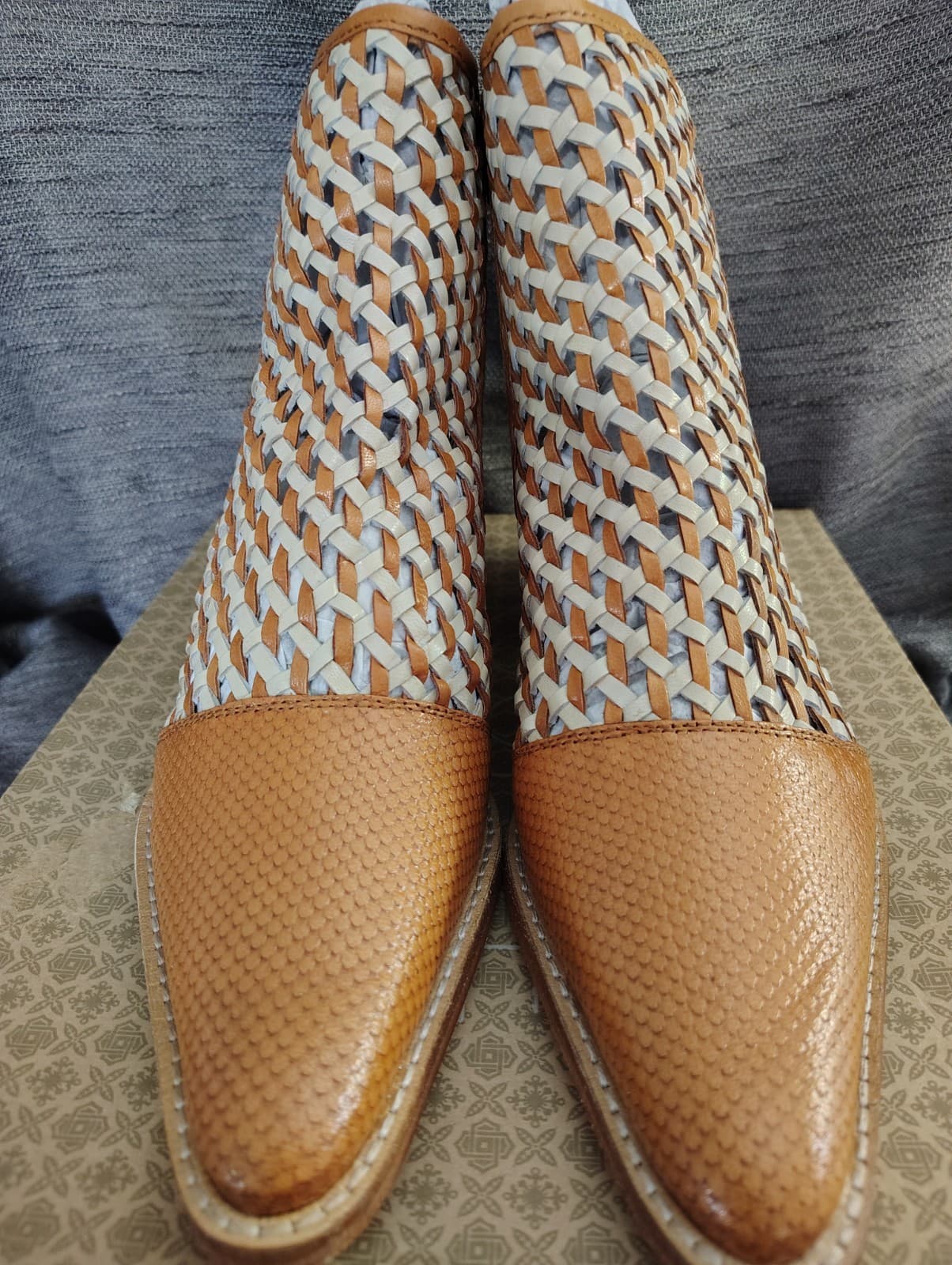 NEW Roolee Braided Leather Tan/White Anklet Boots, Size 7 - Thumbnail 7