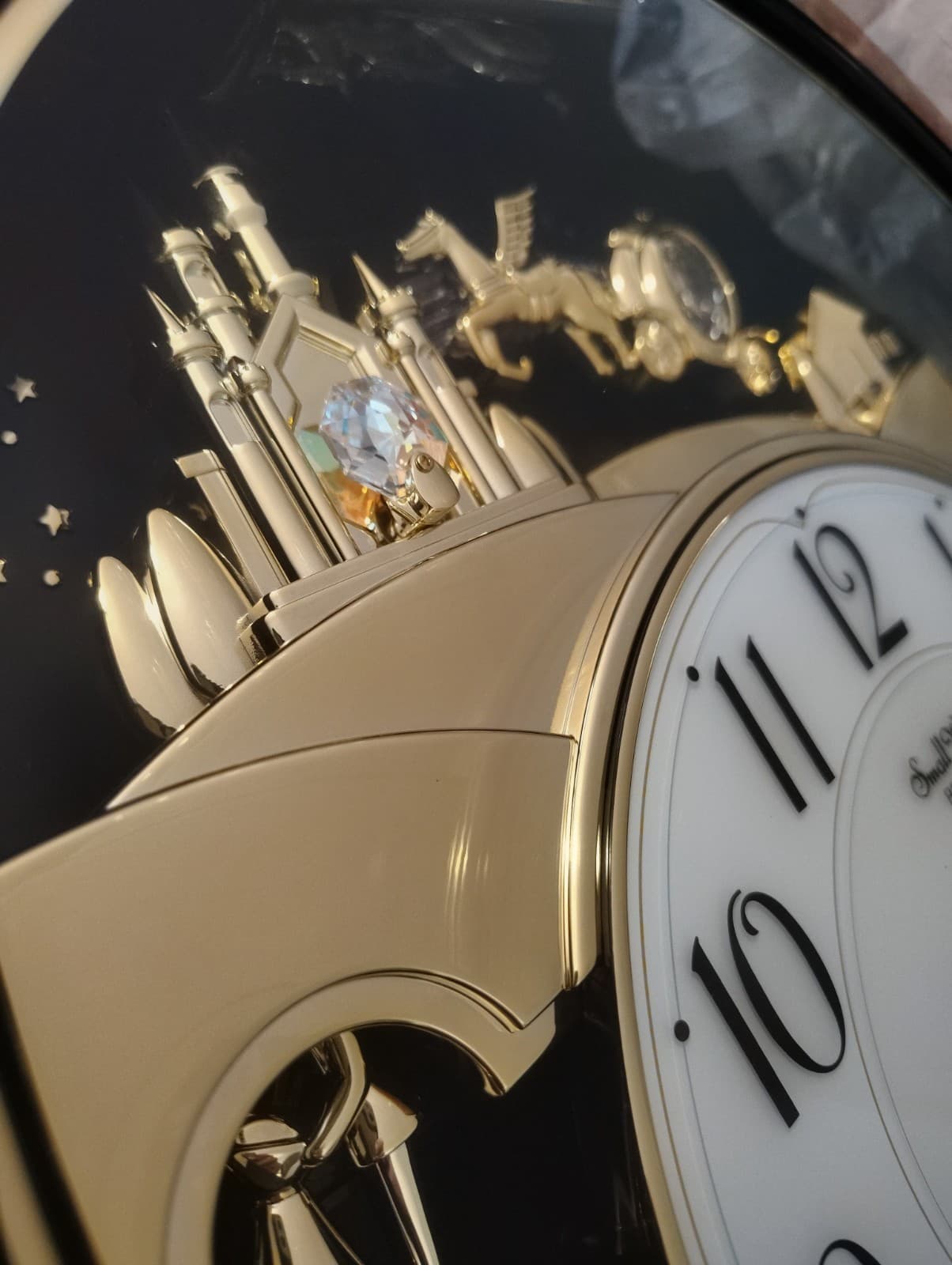 2015 NIB Rhythm Musical "Small World" Clock 4MH862WU23 Woodgrain - Thumbnail 2