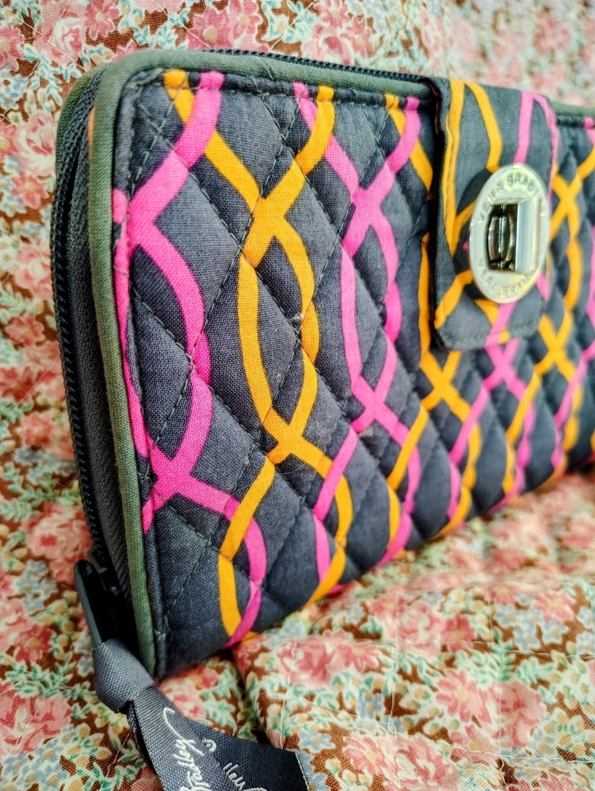 Vera Bradley Jazzy Swirls Turnlock Wallet Retired NWT Pink Orange Gray MSRP $49 - Thumbnail 3