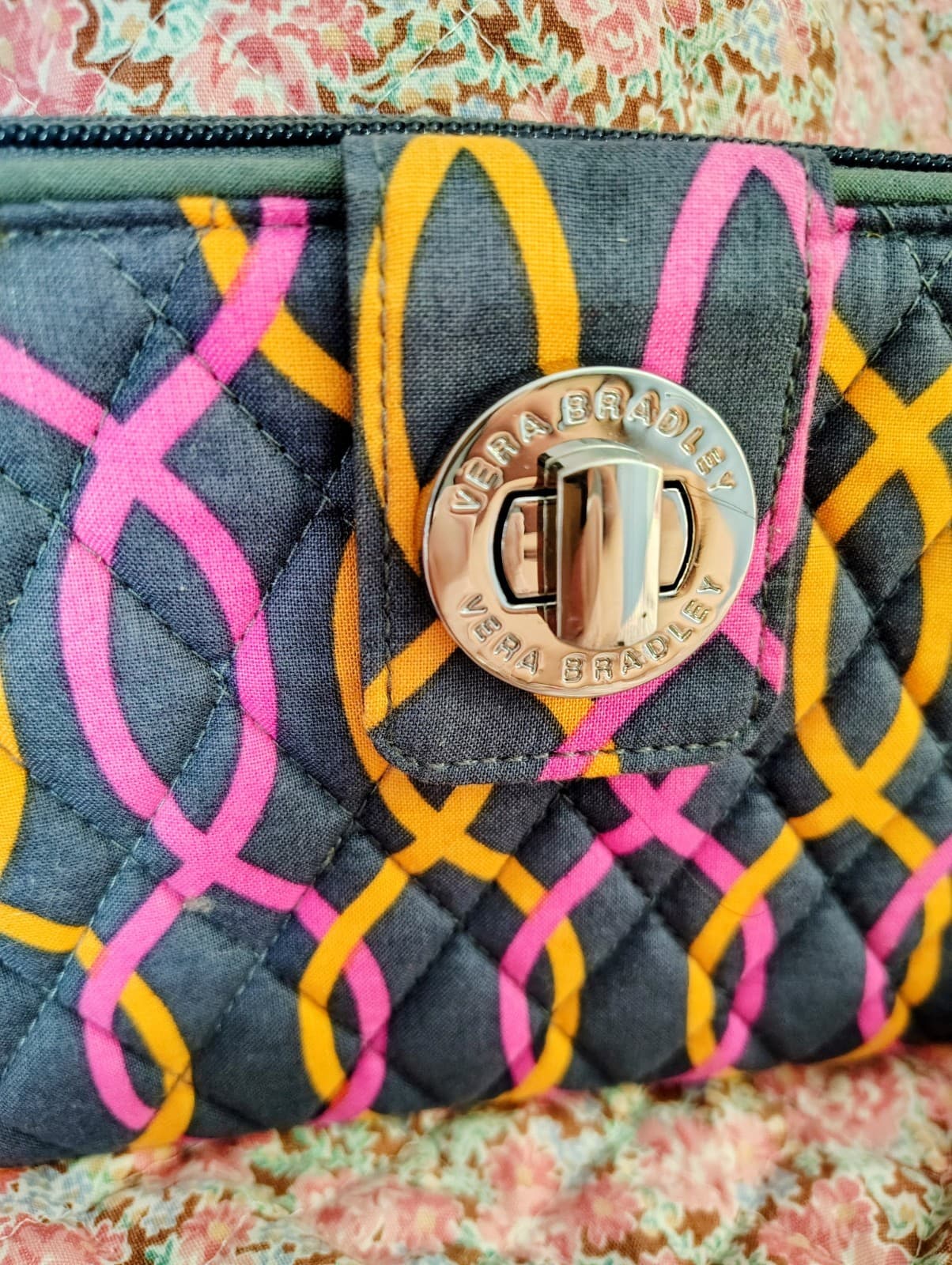 Vera Bradley Jazzy Swirls Turnlock Wallet Retired NWT Pink Orange Gray MSRP $49 - Thumbnail 2