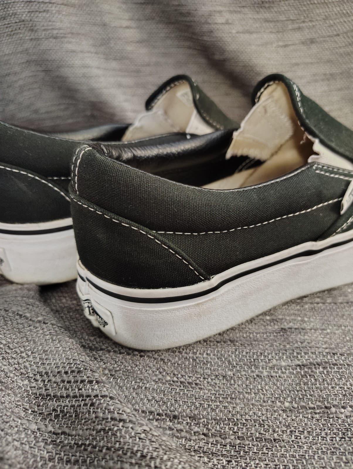 Size 7.5 - VANS Authentic Off The Wall Black VN0A348ALW7 - Thumbnail 3