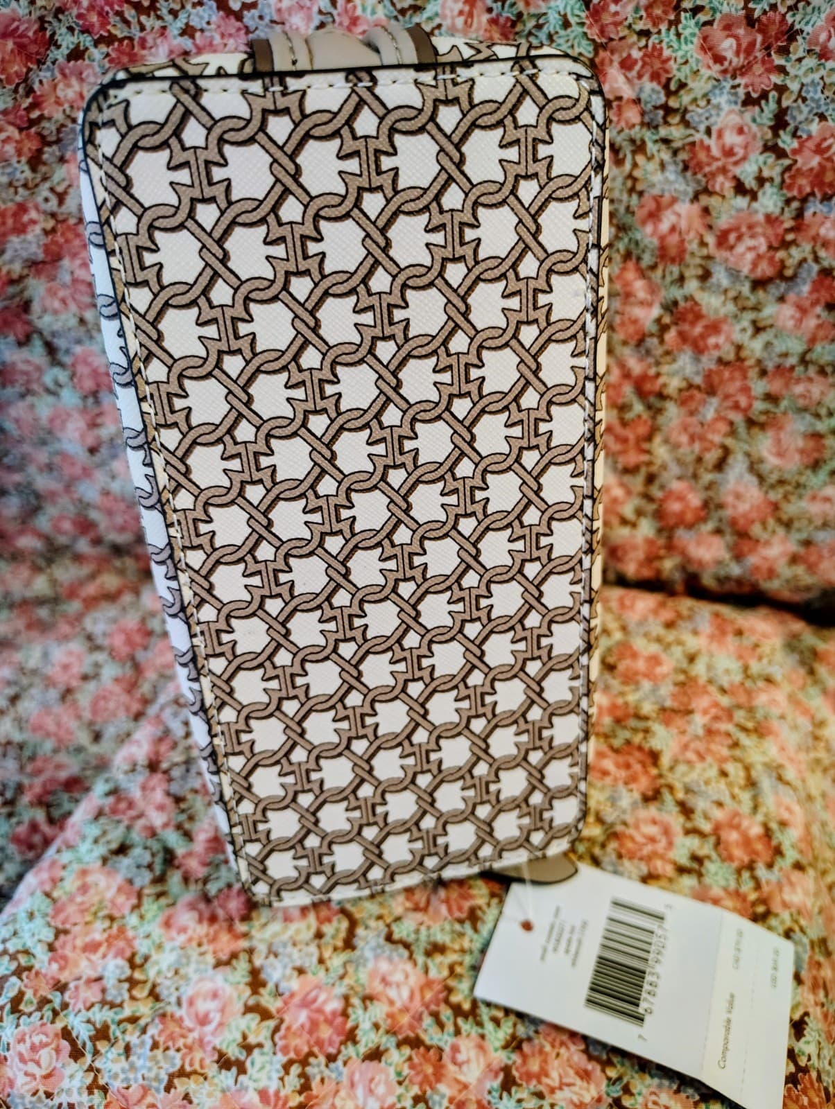 NWT kate spade makeup pouch bag MSRP $69 - Thumbnail 4