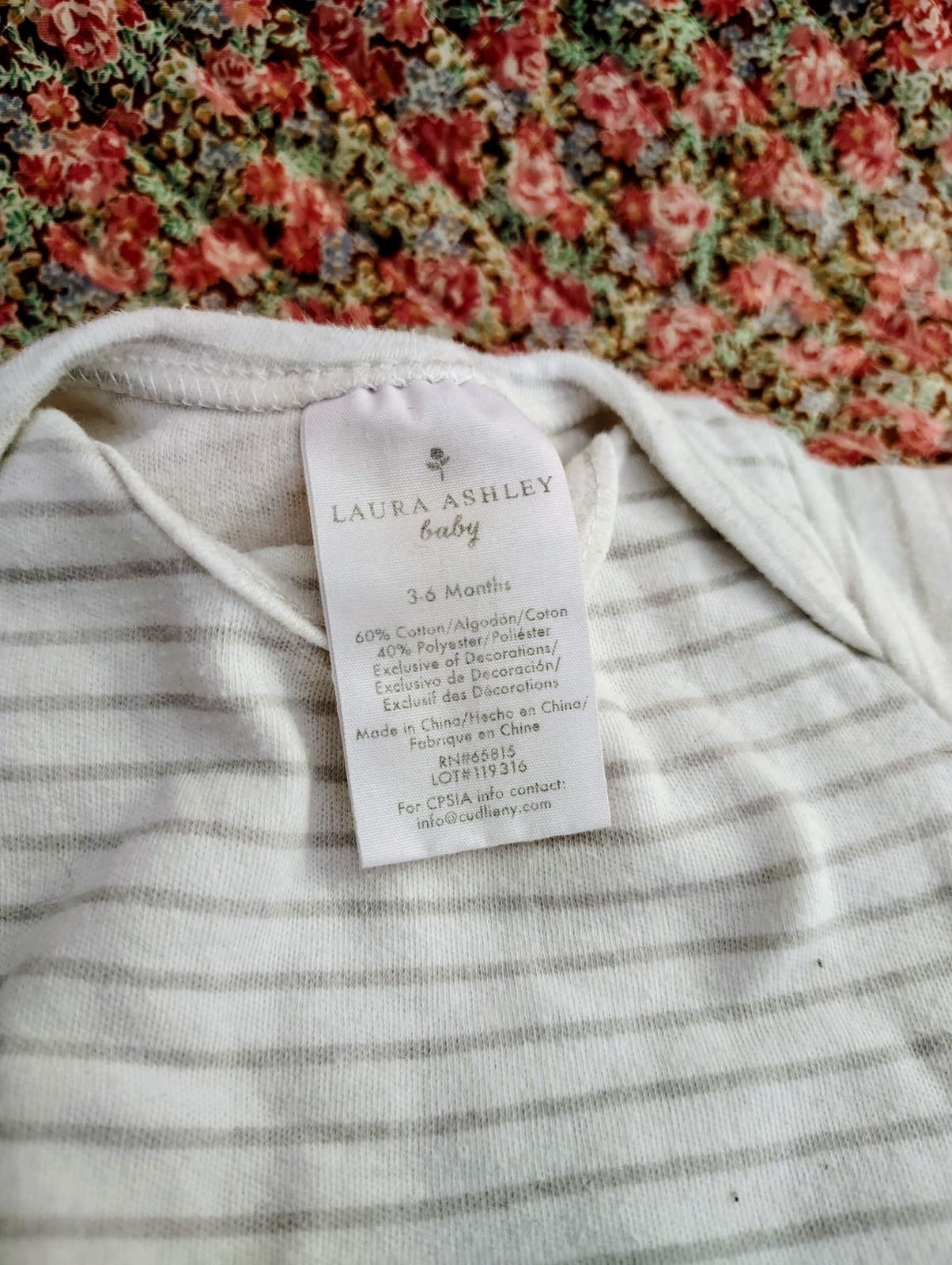 bundle of 5 baby girl onesies, 3-18 Months - Thumbnail 8