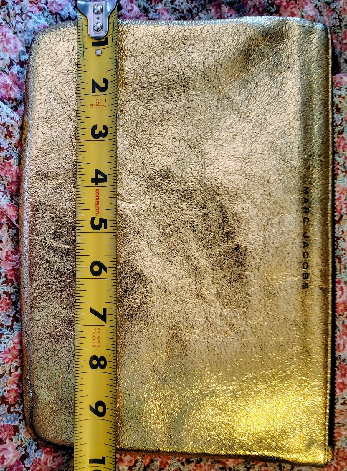 Neiman Marcus Leather Marc Jacobs Metallic Gold Clutch Makeup Bag - Thumbnail 14