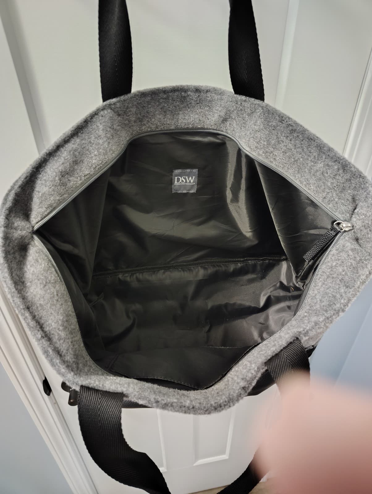 DSW Overnighter Grey Black Fleece Tote Bag - Thumbnail 6