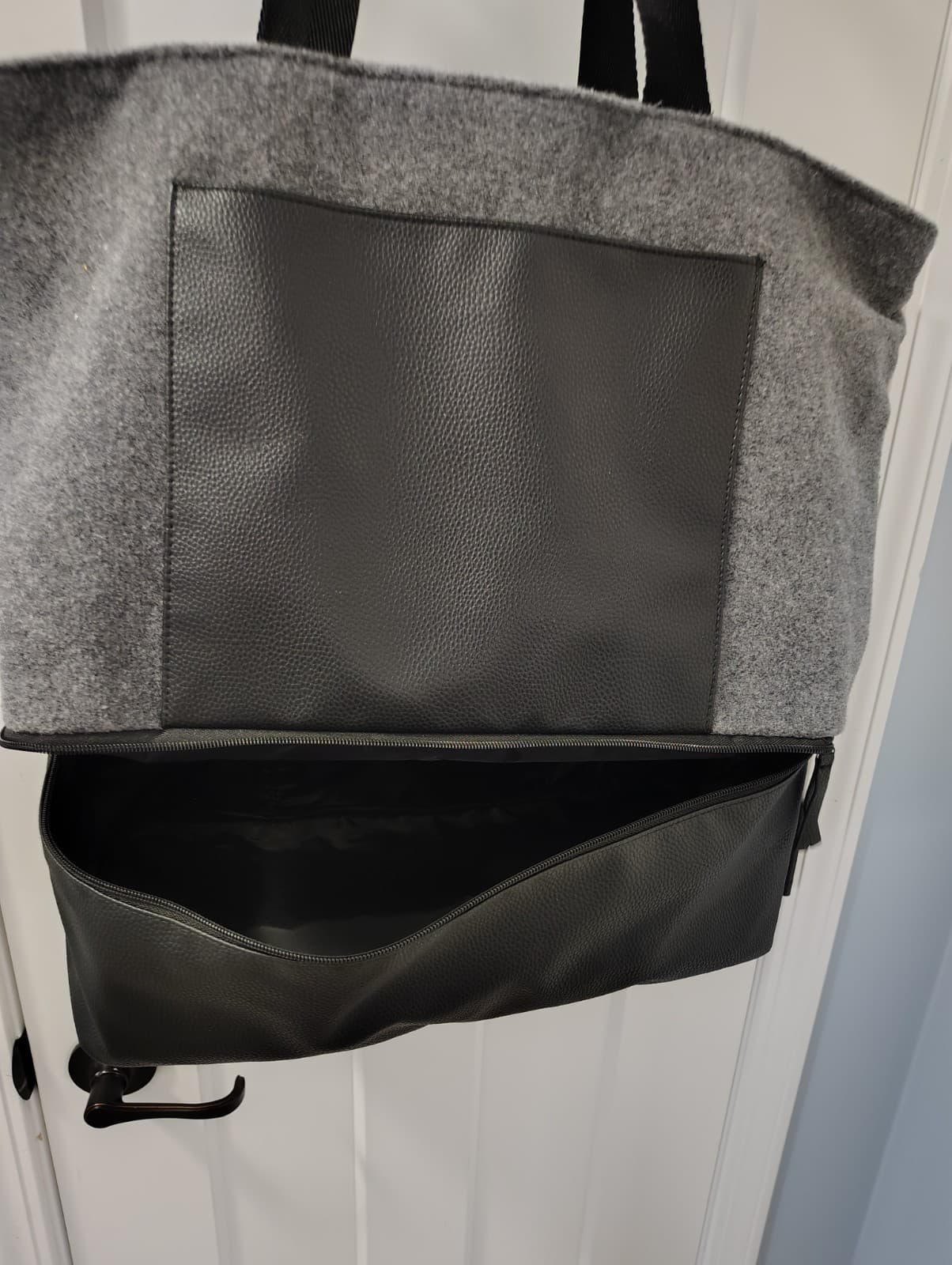 DSW Overnighter Grey Black Fleece Tote Bag - Thumbnail 8