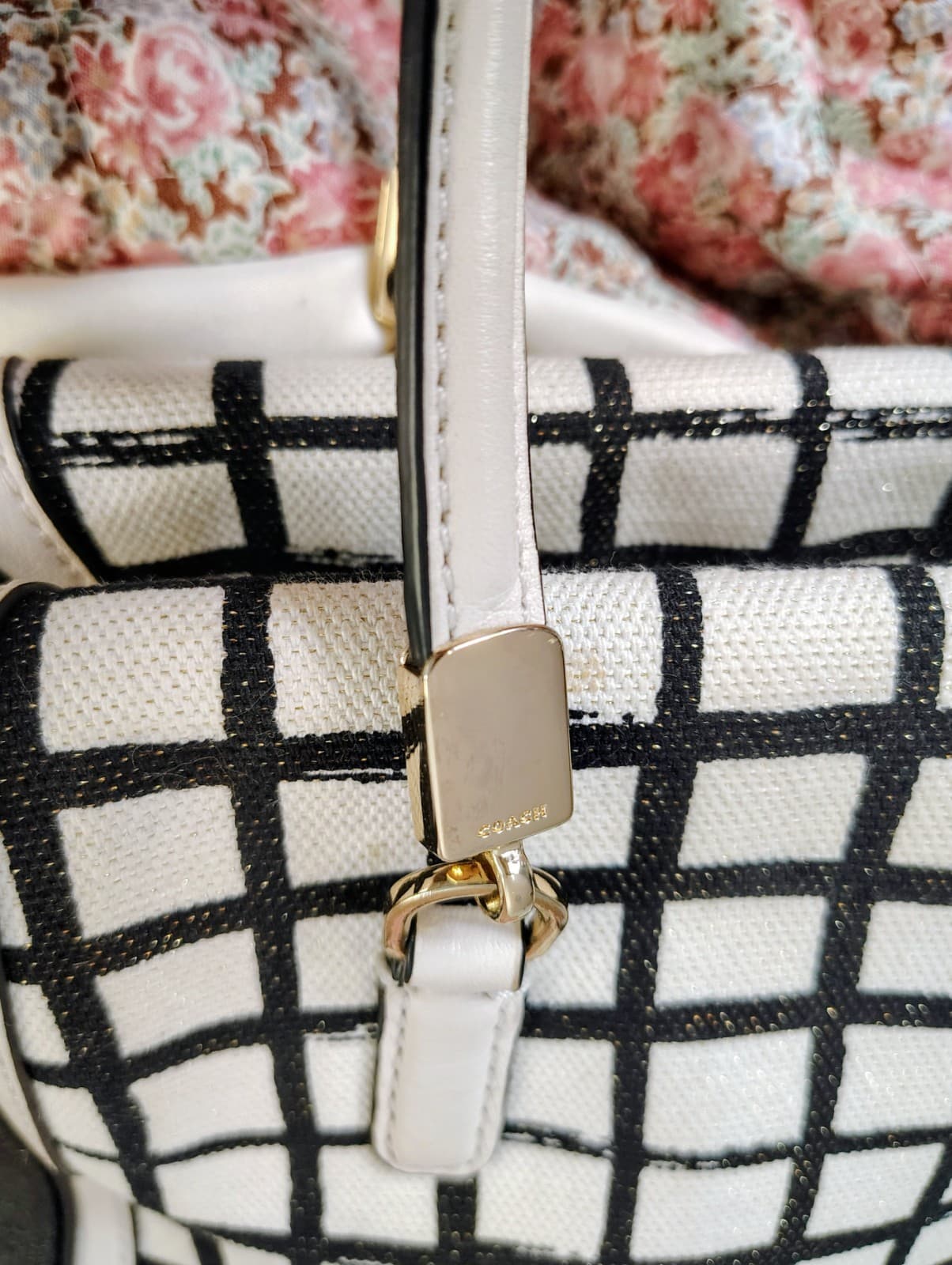 NWOT Coach White Black Madison Graphic Print Madeline Satchel Handbag MSRP $358 - Thumbnail 6