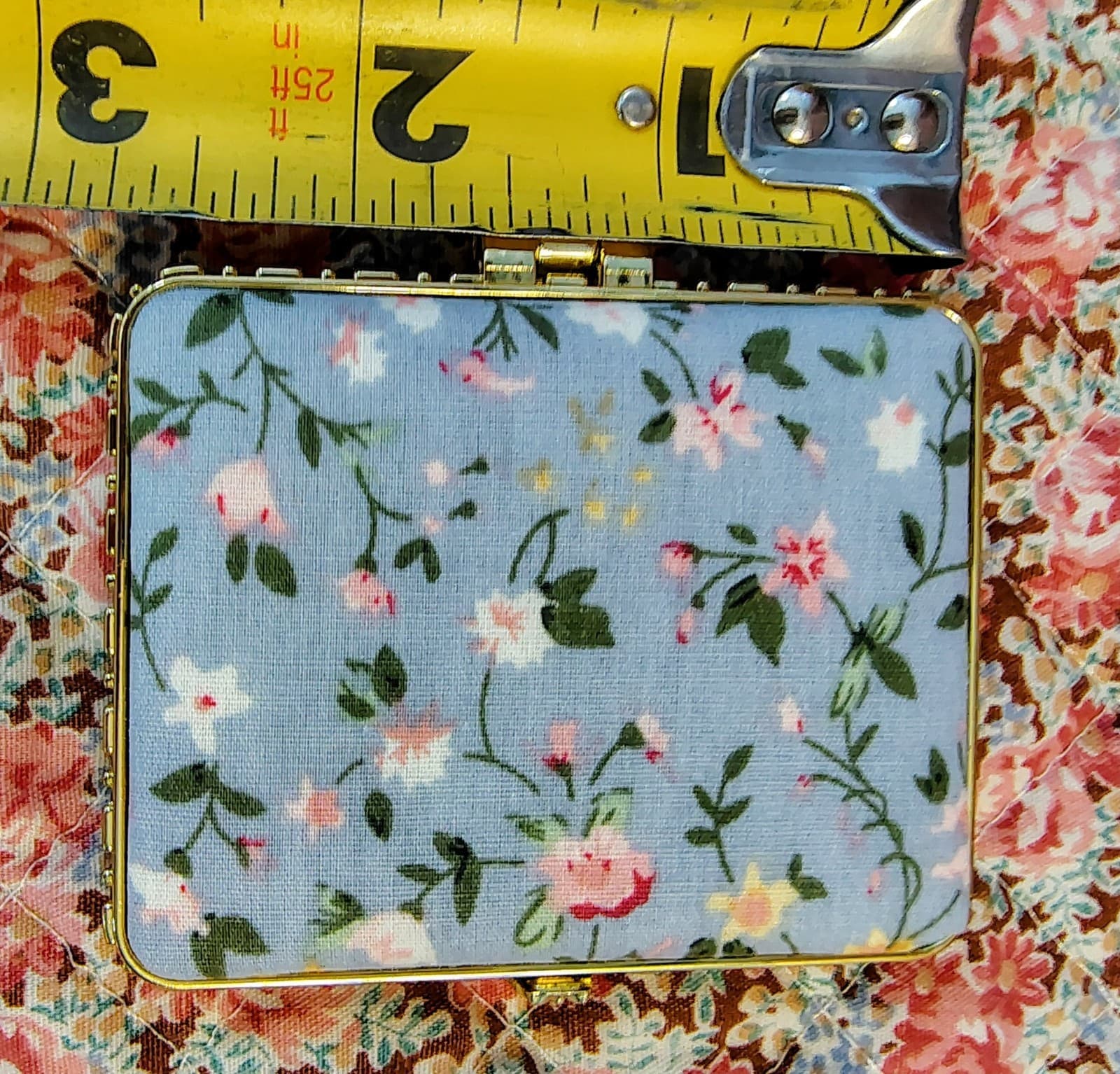 NEW Fabric Clasp Case Blue Floral Gold Pocket Mirror Trinket - Thumbnail 6