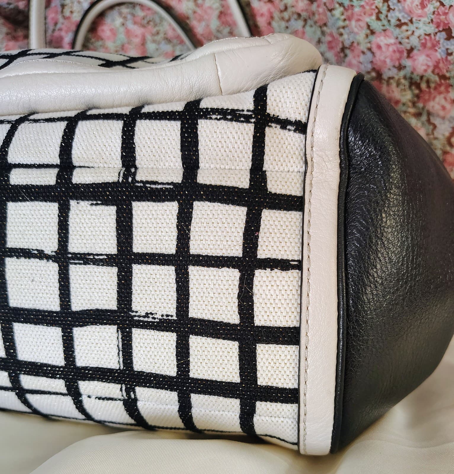 NWOT Coach White Black Madison Graphic Print Madeline Satchel Handbag MSRP $358 - Thumbnail 10