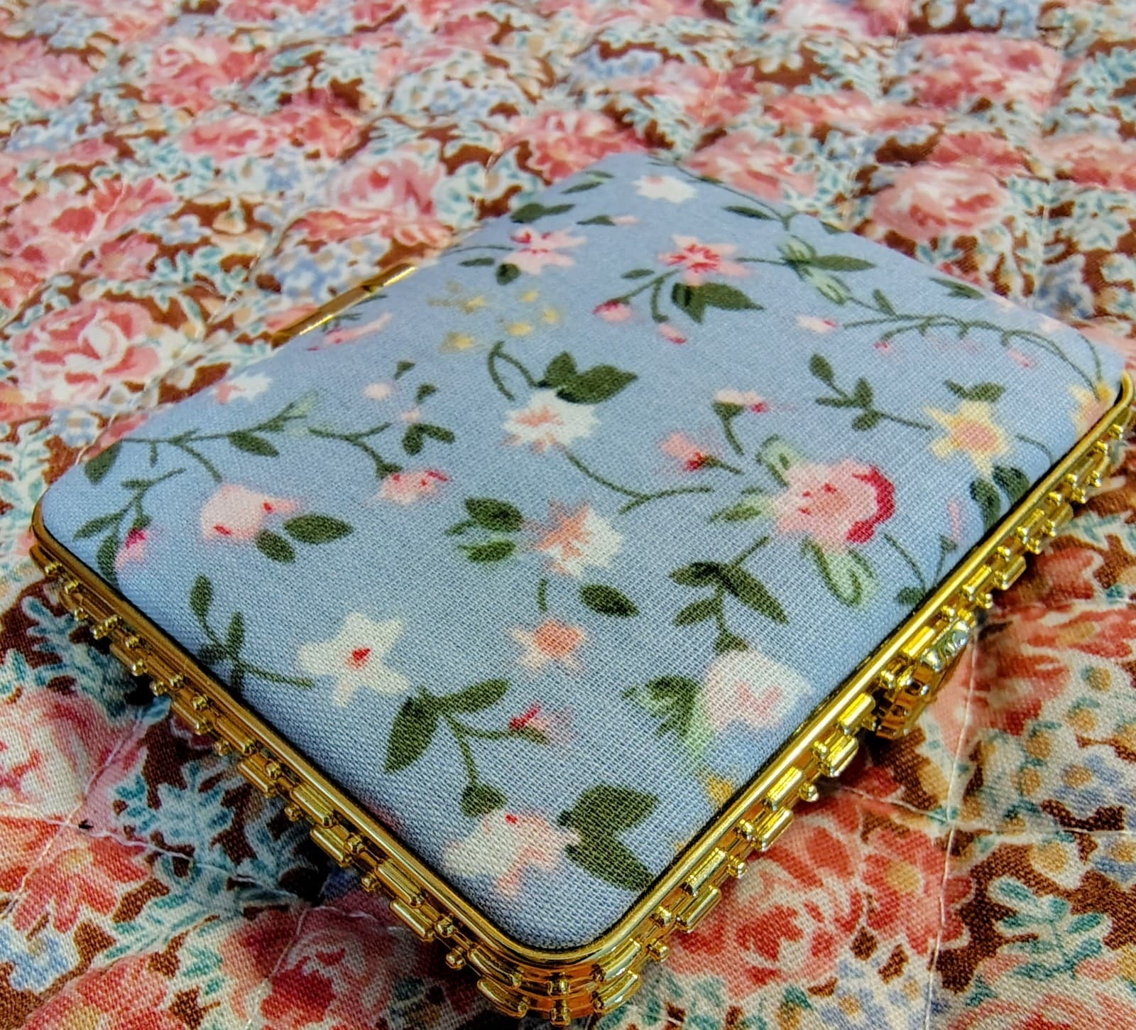 NEW Fabric Clasp Case Blue Floral Gold Pocket Mirror Trinket - Thumbnail 5