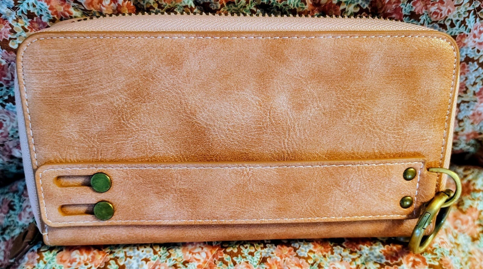NWOT Pola Brown Faux Leather Womens Wallet - Thumbnail 3