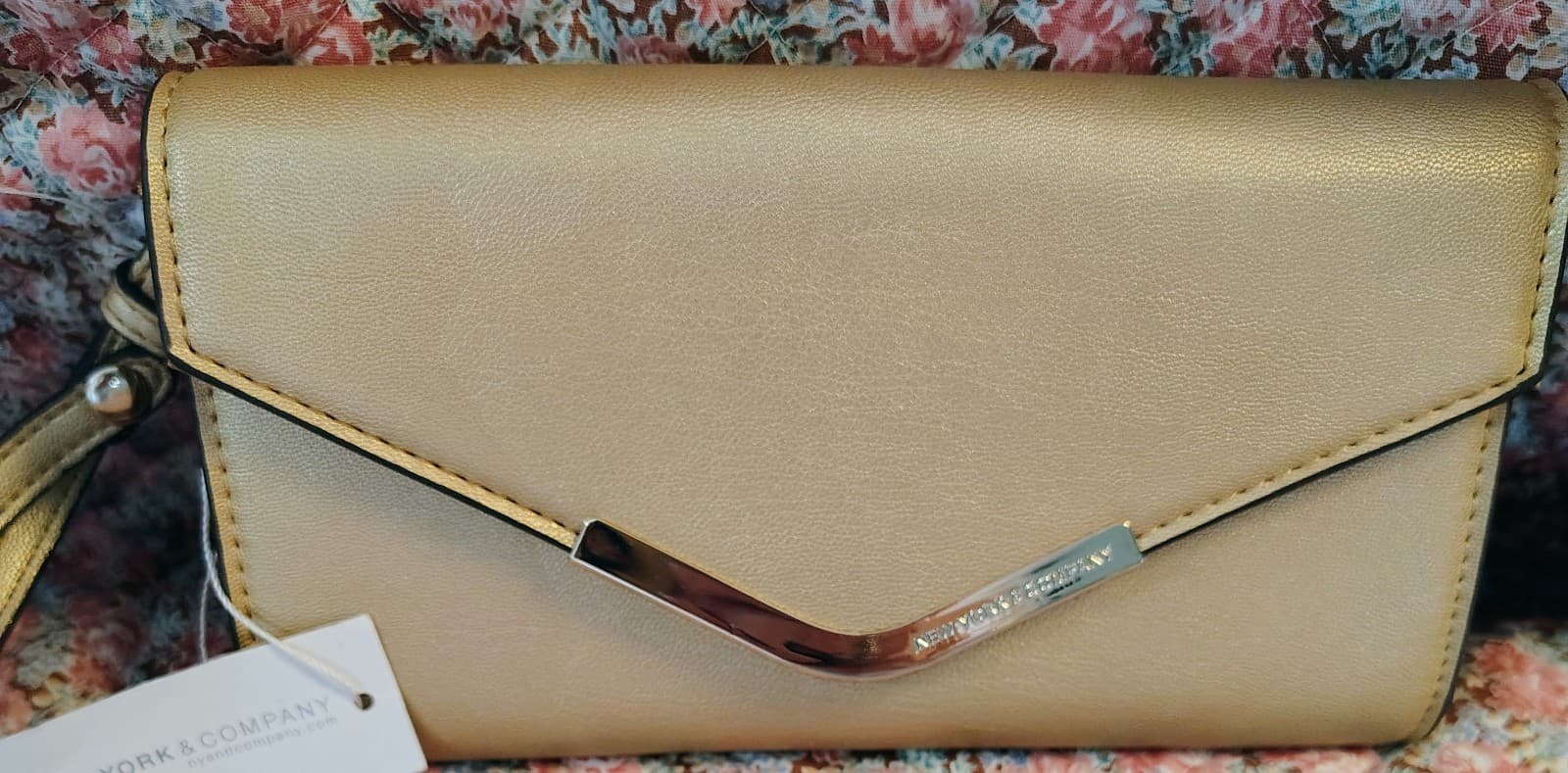 new york and company Gold Clutch Wrist Strap NWT - Thumbnail 2