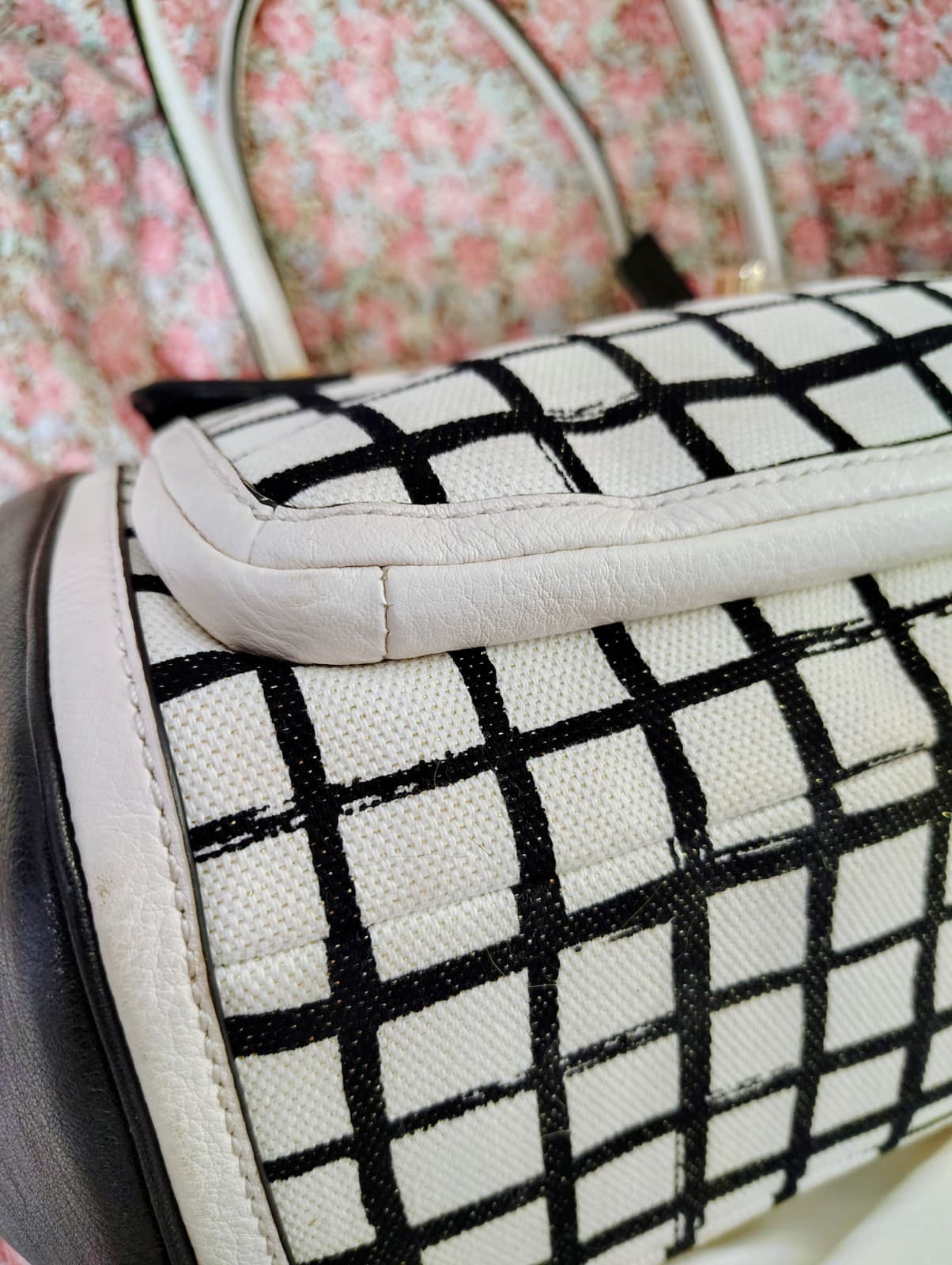 NWOT Coach White Black Madison Graphic Print Madeline Satchel Handbag MSRP $358 - Thumbnail 9