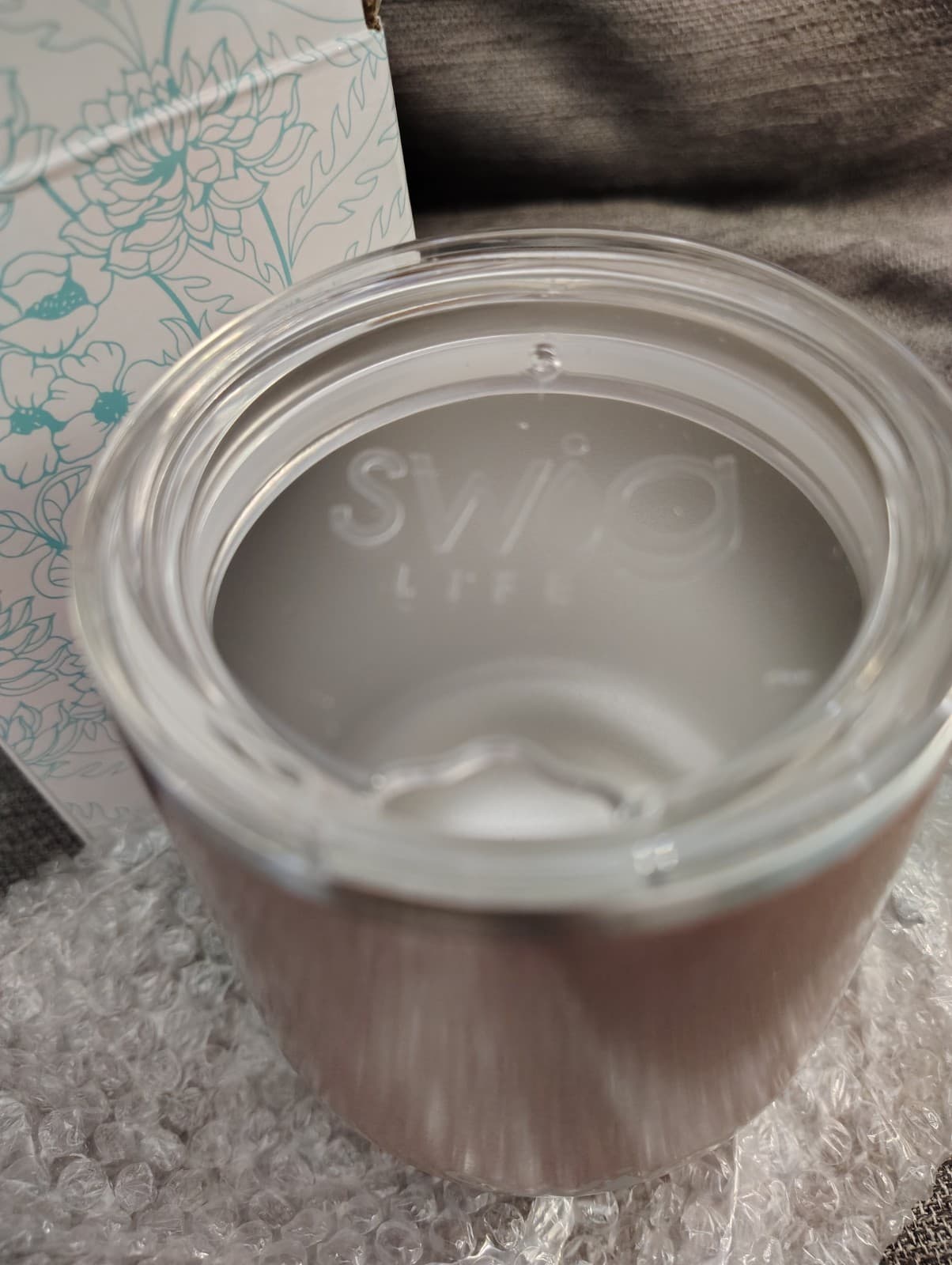 NEW Swig Life 12 oz Rose Gold Stainless Steel Stemless Hot / Cold Cup - Thumbnail 2