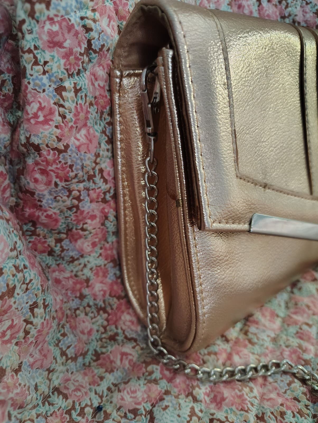 Rampage Rose Metallic Clutch With Silver Strap - Thumbnail 8