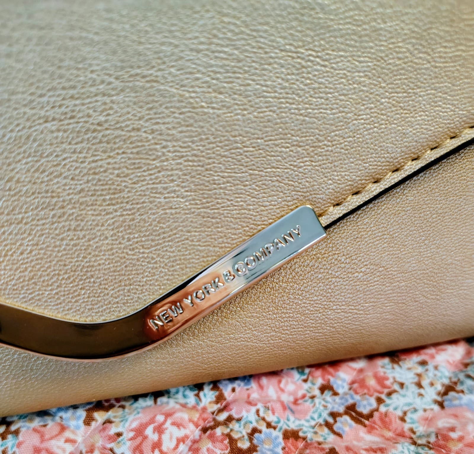 new york and company Gold Clutch Wrist Strap NWT - Thumbnail 3