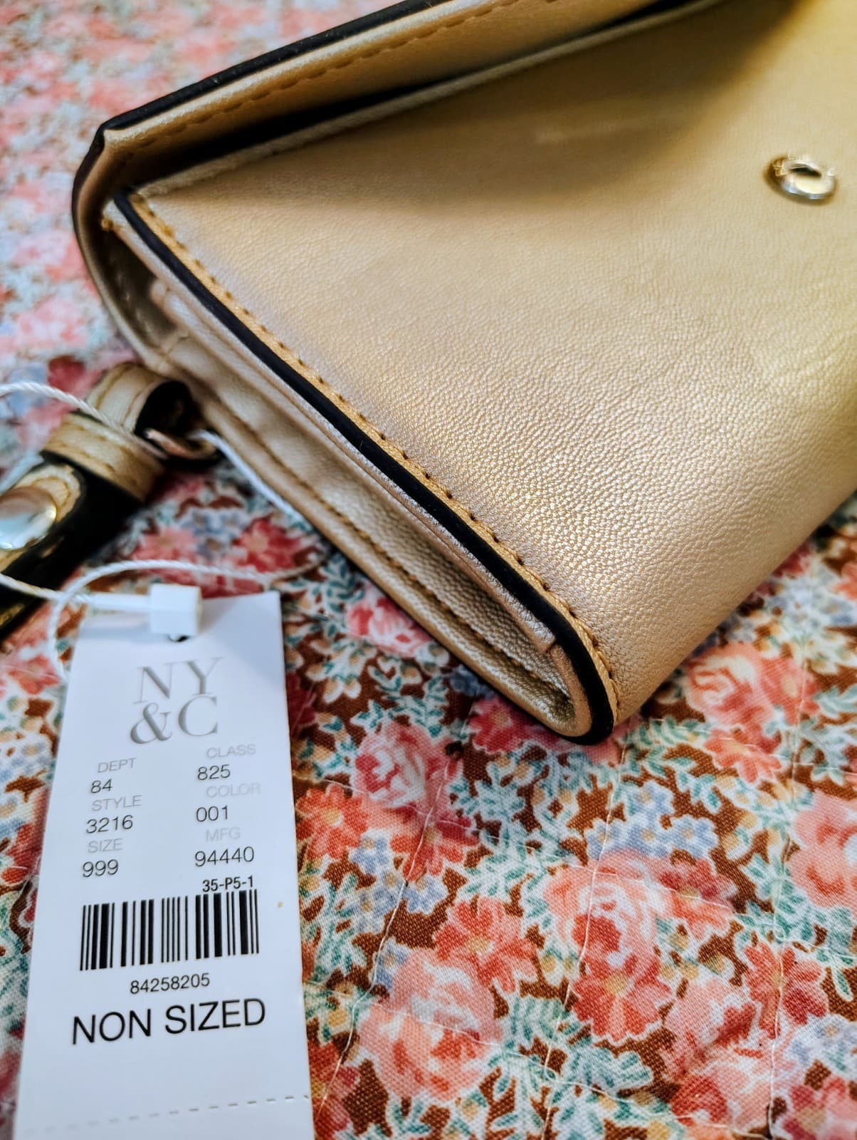 new york and company Gold Clutch Wrist Strap NWT - Thumbnail 10