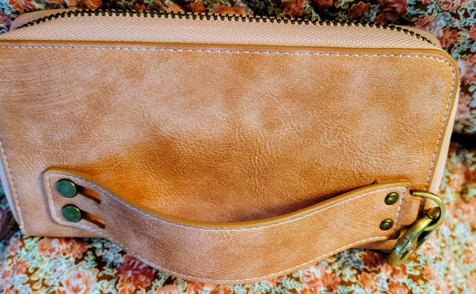 NWOT Pola Brown Faux Leather Womens Wallet - Thumbnail 2