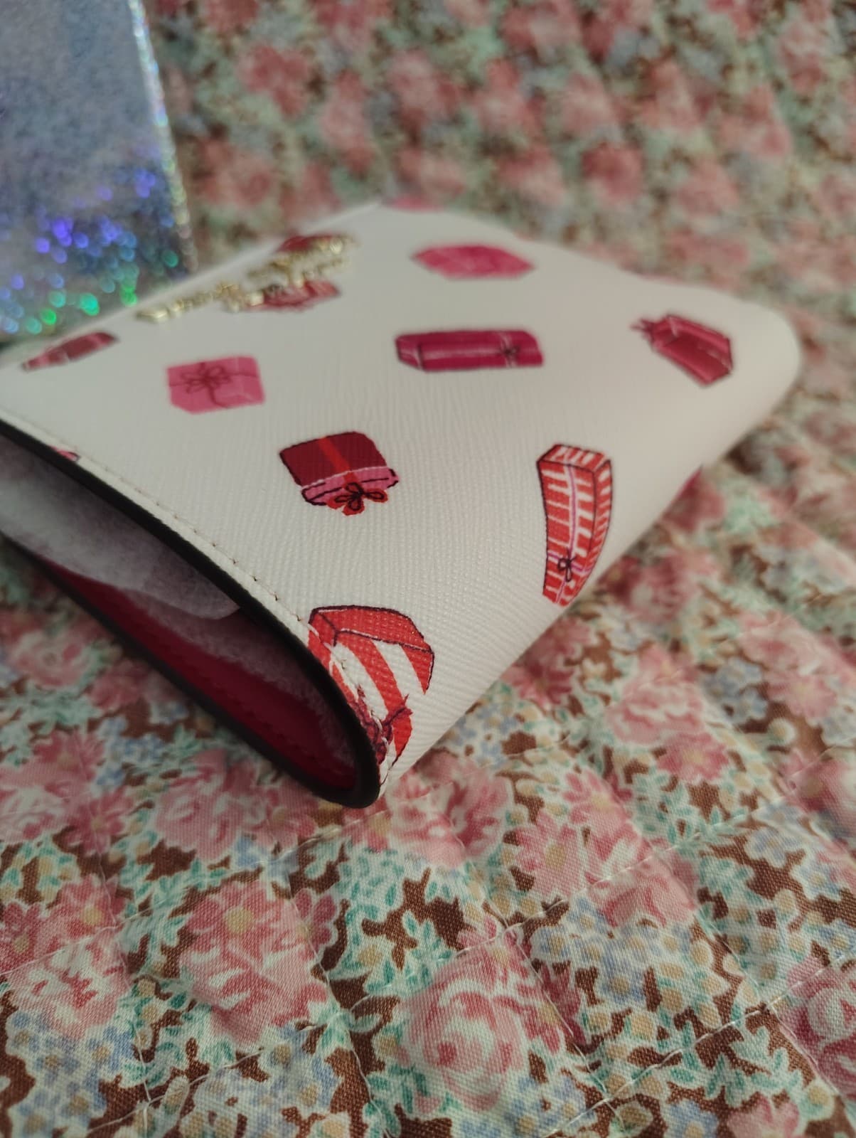 NWT Kate Spade Cameron Small Zip Bifold Wallet Printed Gifts Pink NIB $140 - Thumbnail 5