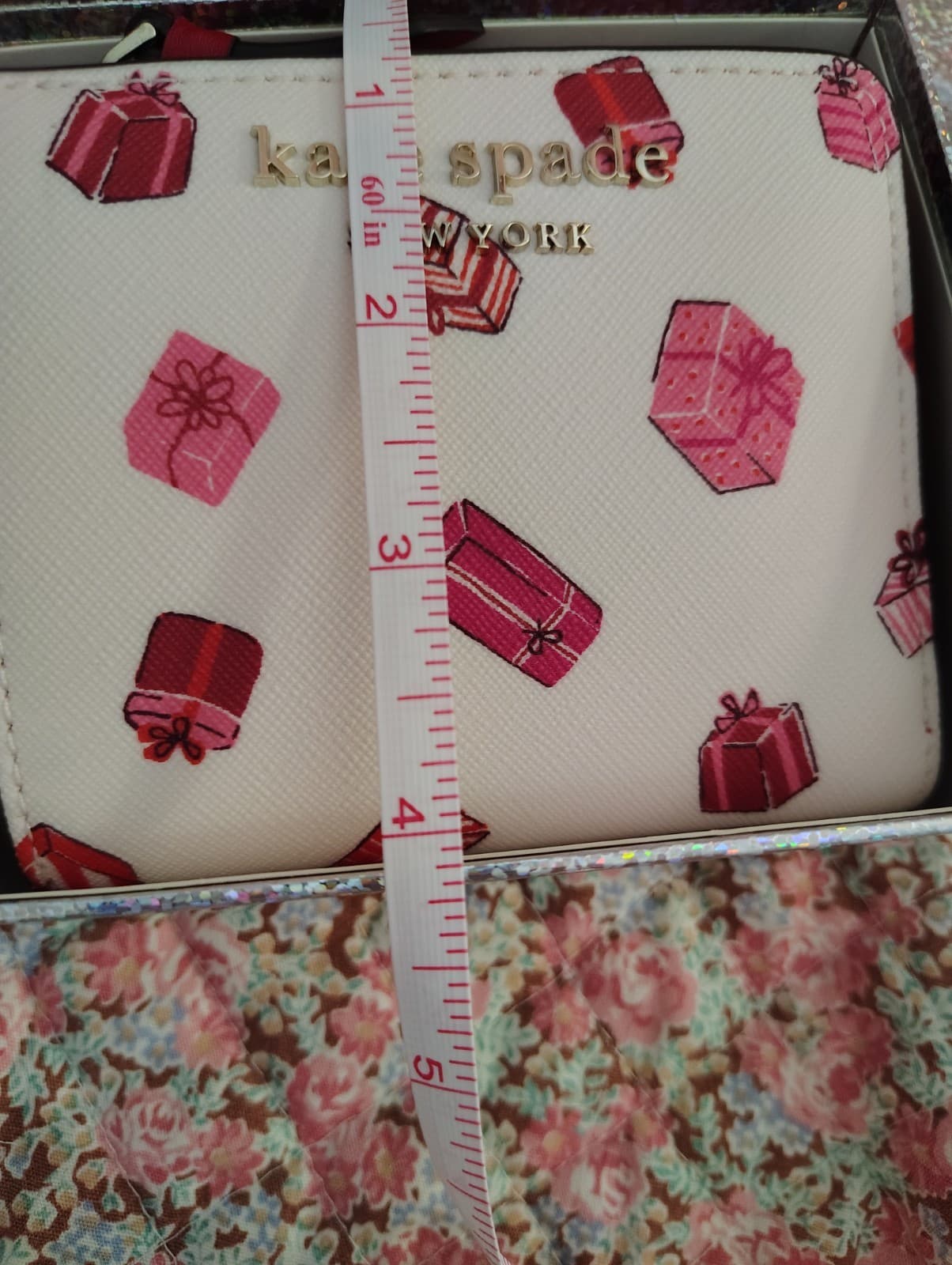 NWT Kate Spade Cameron Small Zip Bifold Wallet Printed Gifts Pink NIB $140 - Thumbnail 11