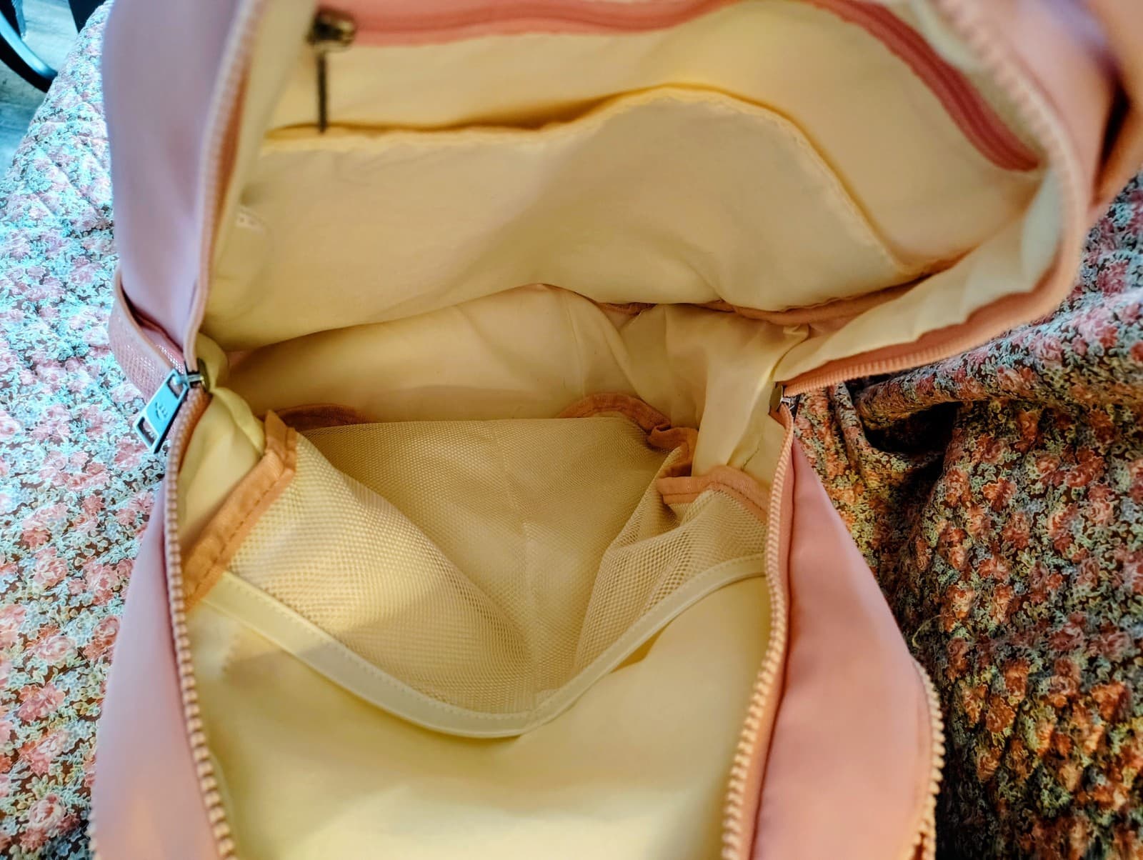 Bearpaw Pink 15" Laptop NWT Backpack, Wrist Strap Keychain, MSRP $138 - Thumbnail 19