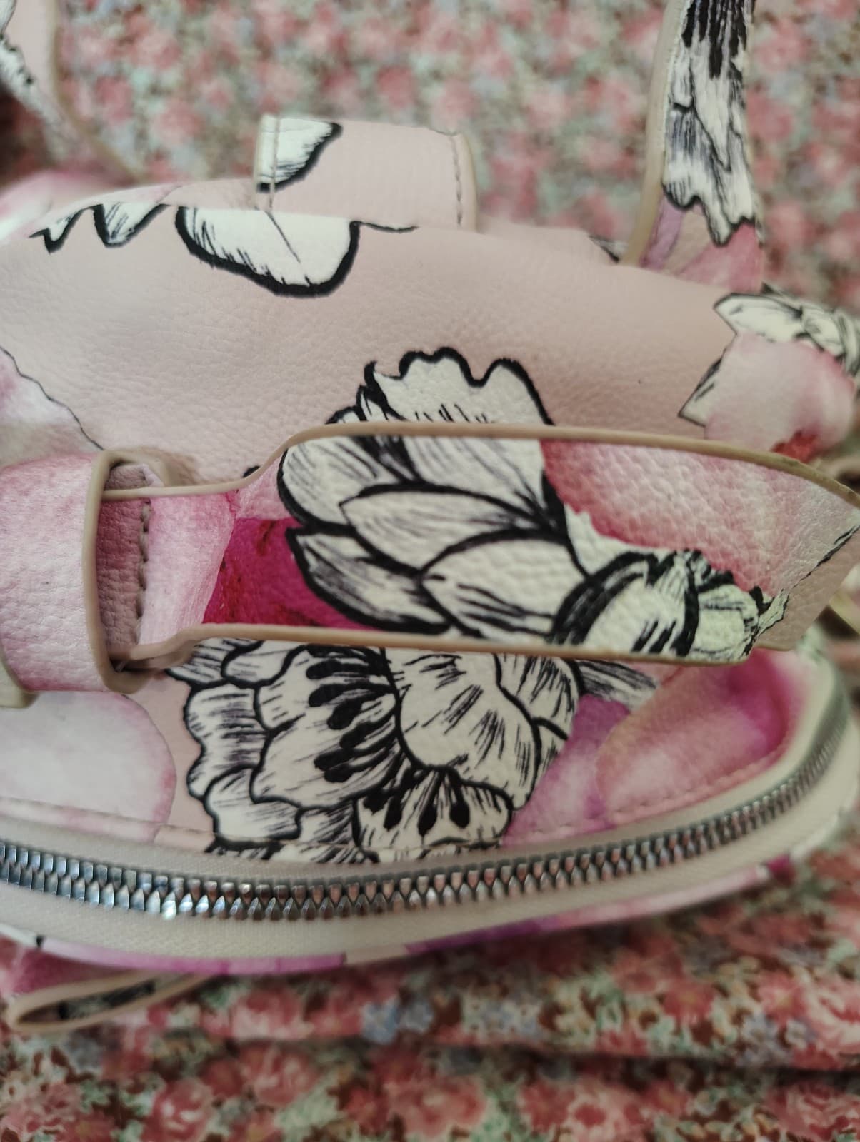 Betsey Johnson Mini Backpack Purse Blush Printed Floral & Bow - Thumbnail 12