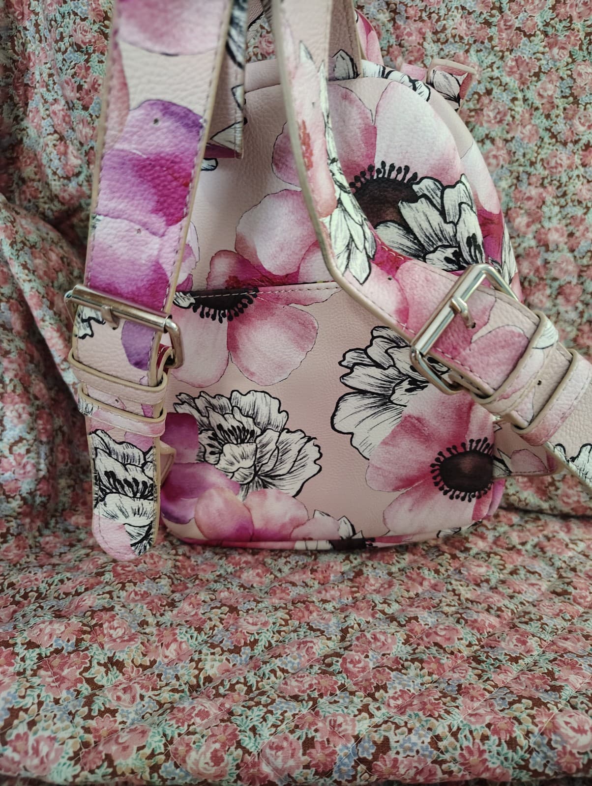 Betsey Johnson Mini Backpack Purse Blush Printed Floral & Bow - Thumbnail 16