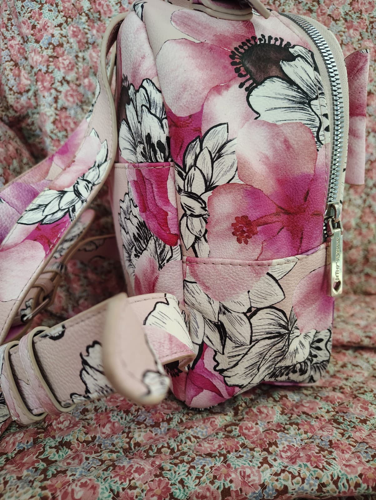 Betsey Johnson Mini Backpack Purse Blush Printed Floral & Bow - Thumbnail 4