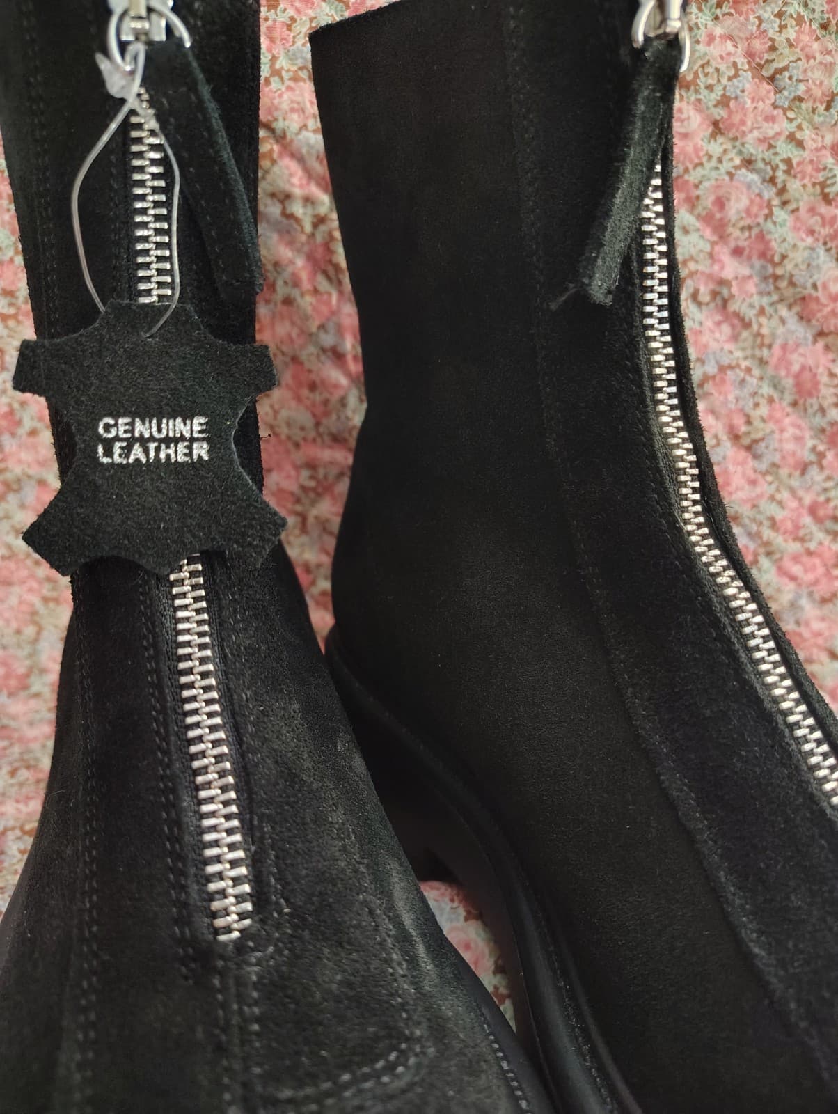 NEW Steve Madden Black Suede Leather Boots, Size 9.5 - Thumbnail 2
