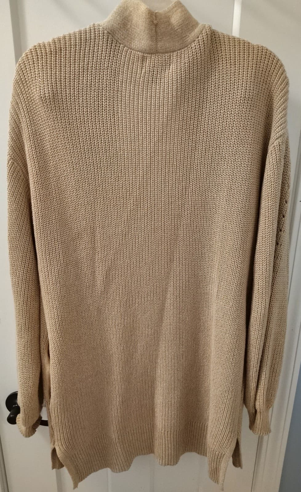 Universal Thread Oversized Sweater, Cardigan, Size Small - Thumbnail 4