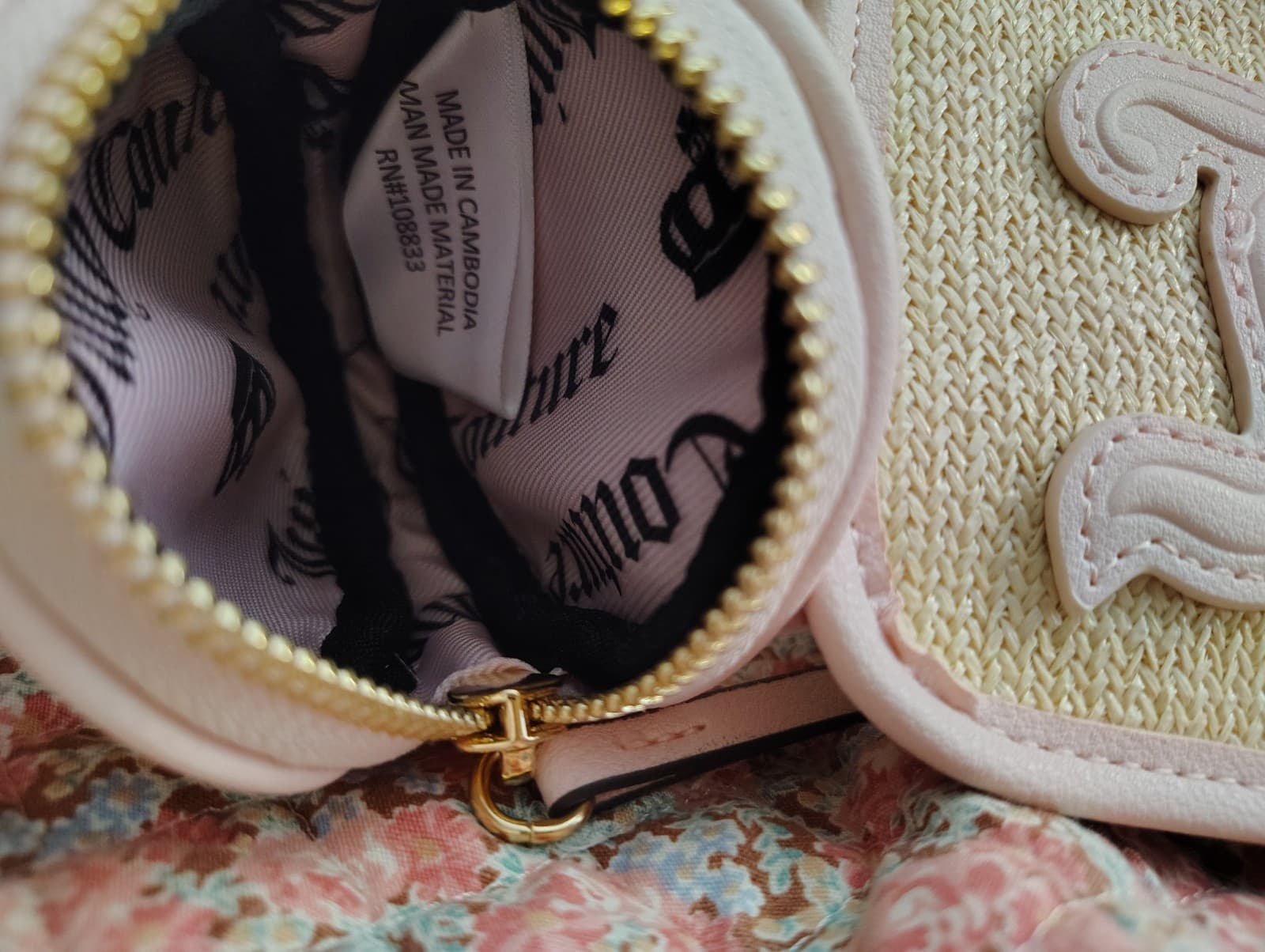 NEW Juicy Couture Exclus Woven Straw Wristlet Wallet Keychain Change Purse Set - Thumbnail 4