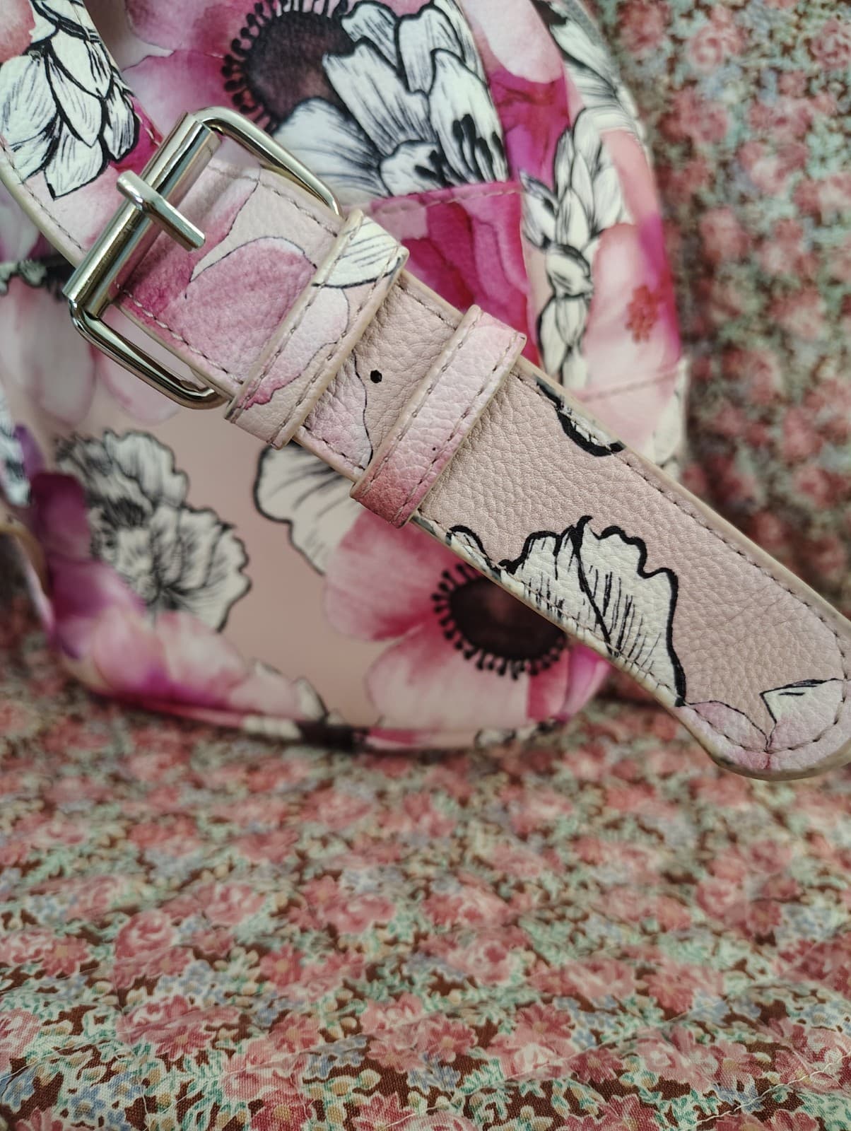Betsey Johnson Mini Backpack Purse Blush Printed Floral & Bow - Thumbnail 17