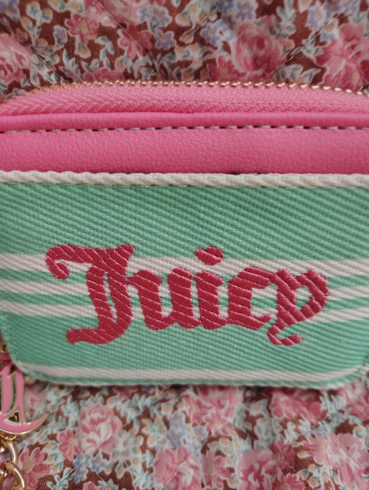 NEW Juicy Couture Exclusive Mint/Pink Wristlet Wallet Gold Chain Charm - Thumbnail 3