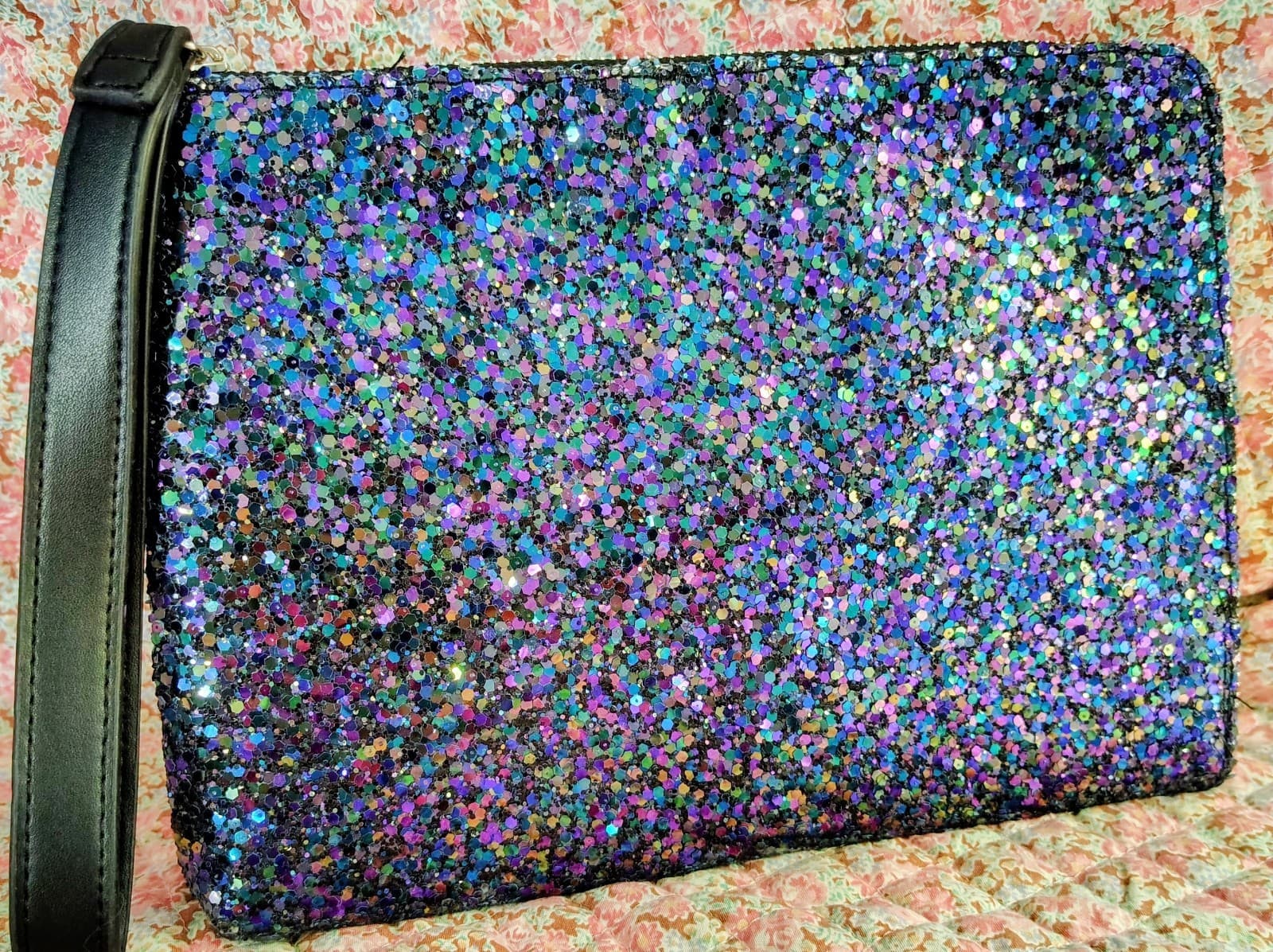 NWOT Carlos By Carlos Santana Wristlet Iridescent Chunky Glitter Sparkle - Thumbnail 2