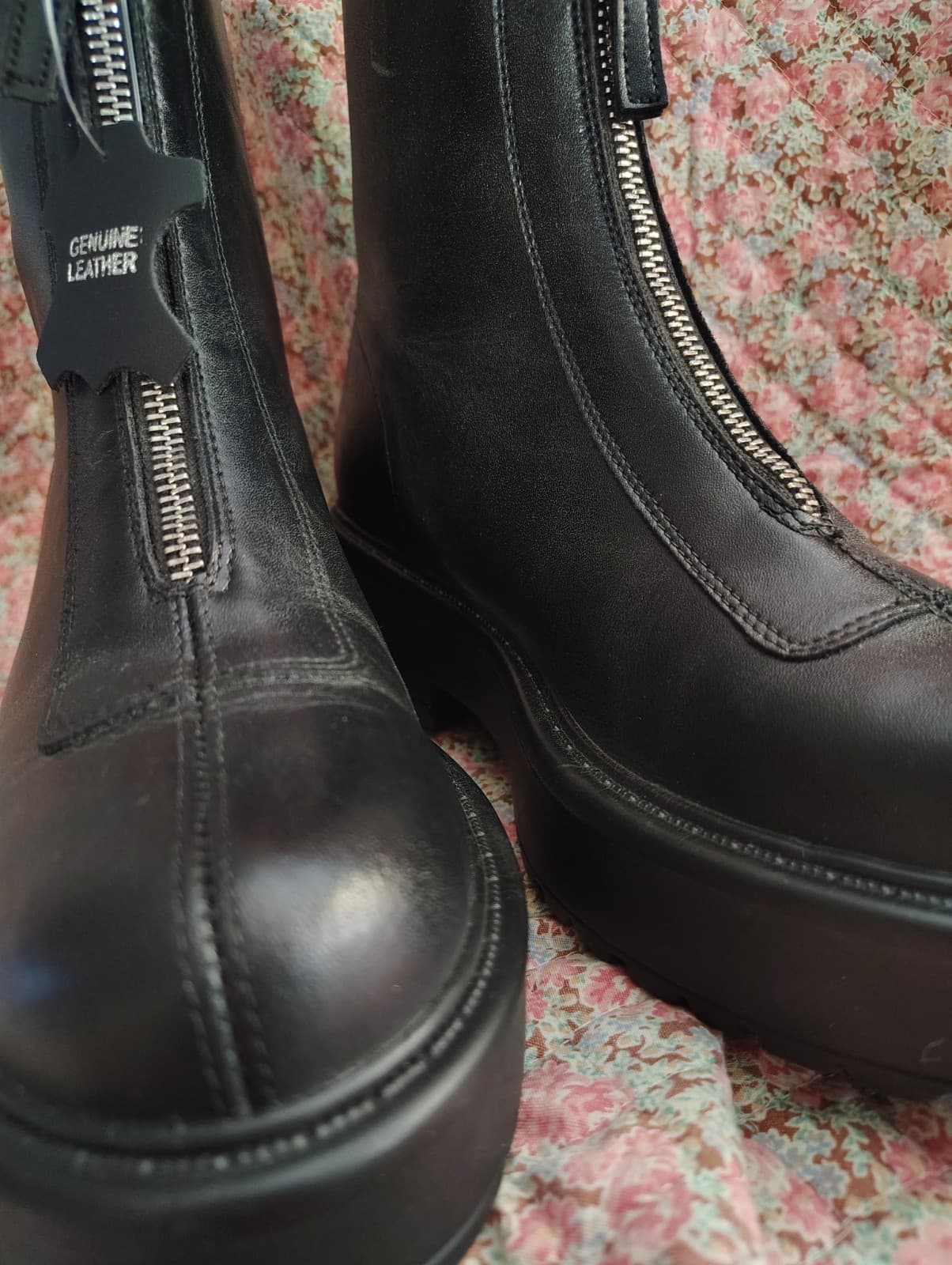 NEW Steve Madden Mid Calf Black Leather Boots, Zipper, Size 8.5 - Thumbnail 2