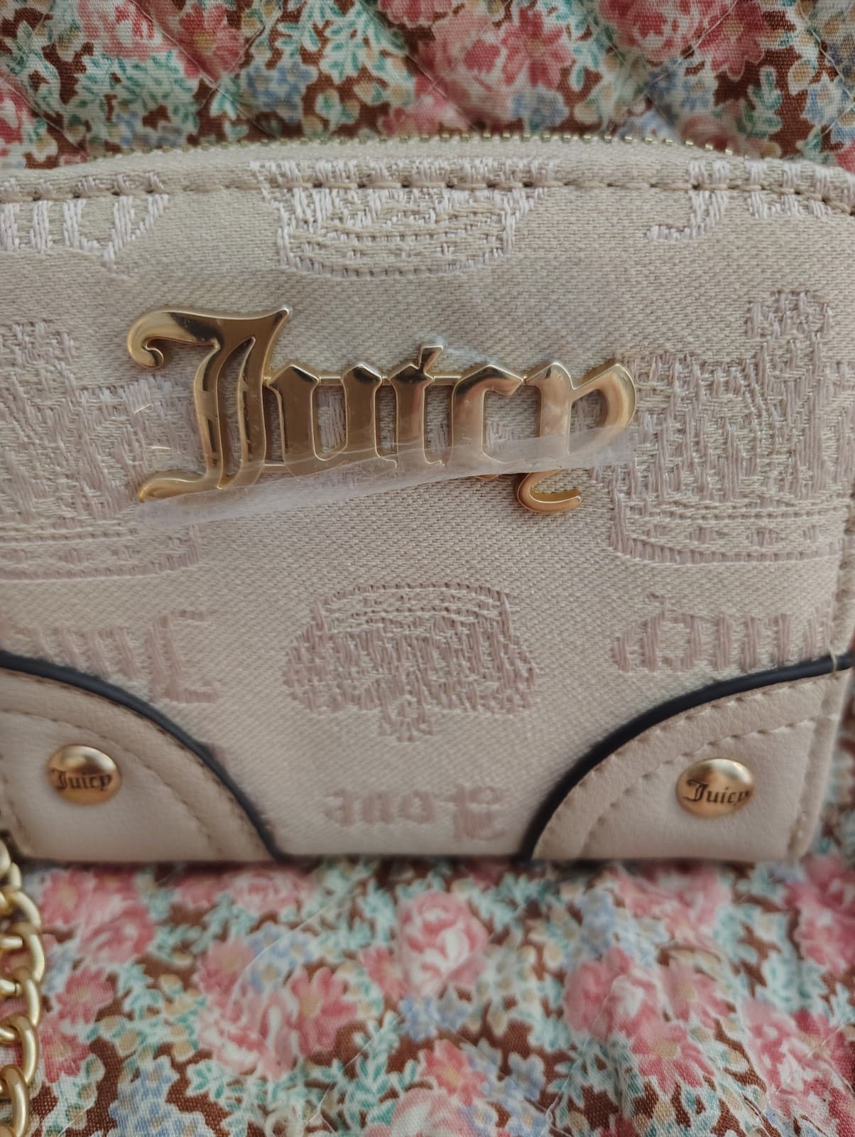 NEW Juicy Couture Exclusive Wristlet Wallet With Gold Bling Puppy Charm, Chain - Thumbnail 5