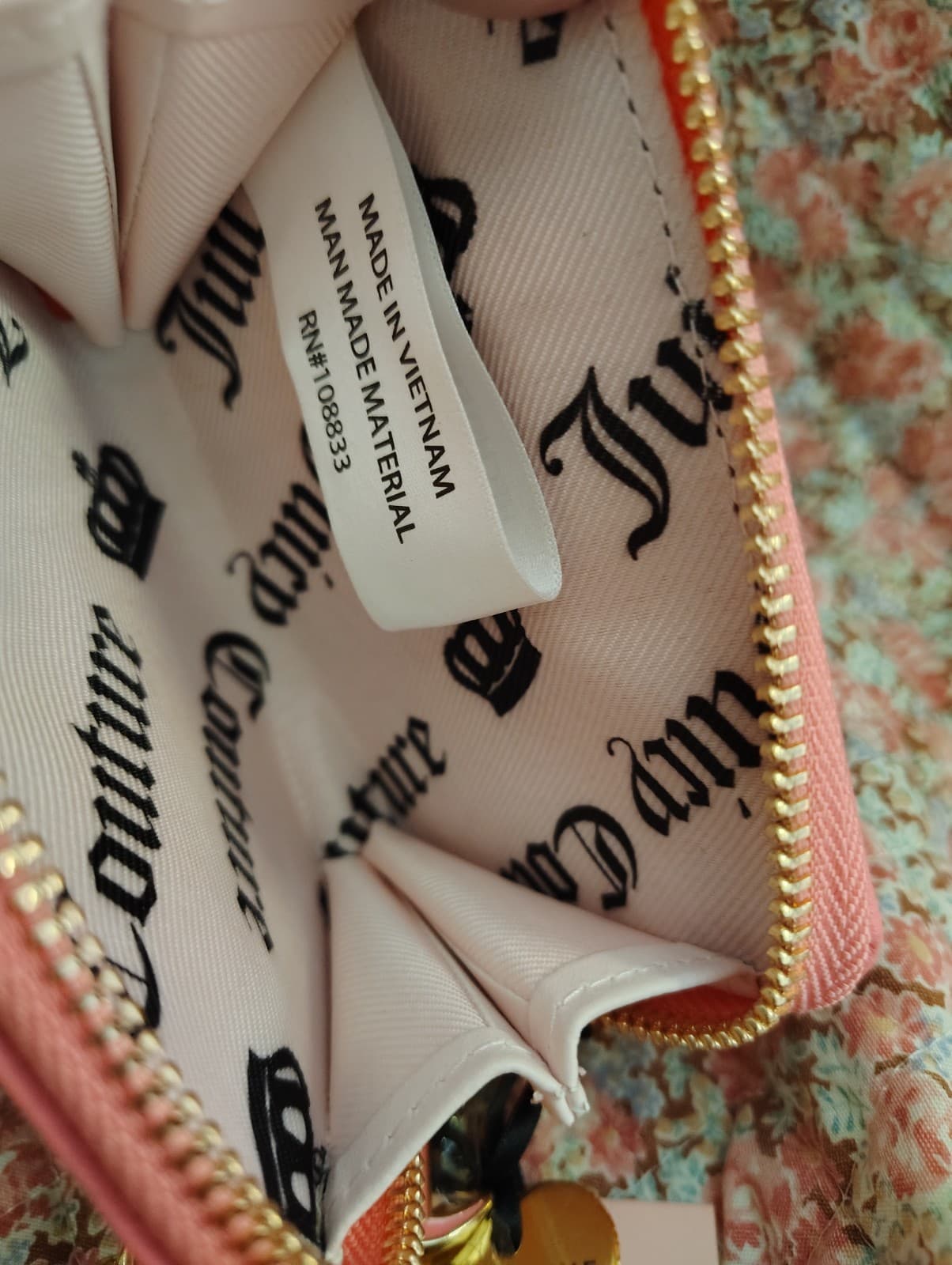 NEW Juicy Couture Exclusive Mint/Pink Wristlet Wallet Gold Chain Charm - Thumbnail 7