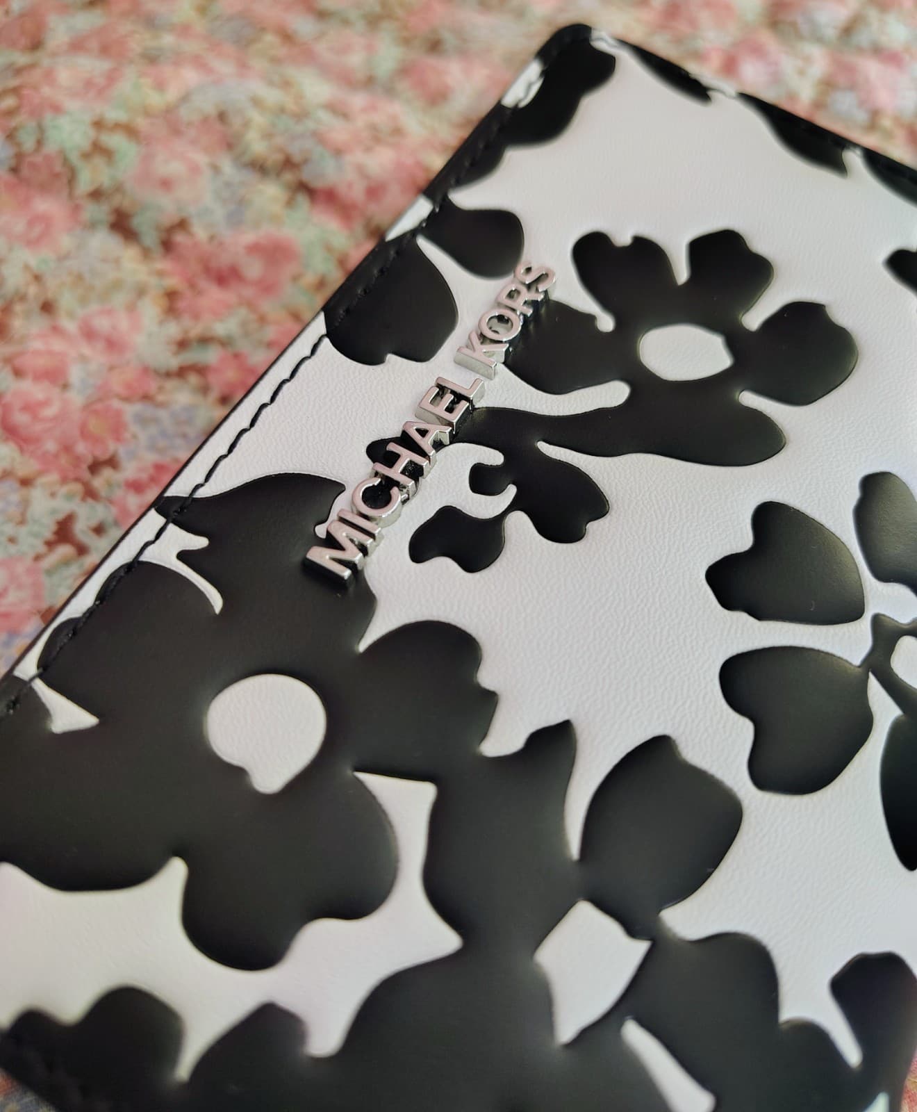 NWOT Michael Kors Black White Wallet MSRP $278 - Thumbnail 14