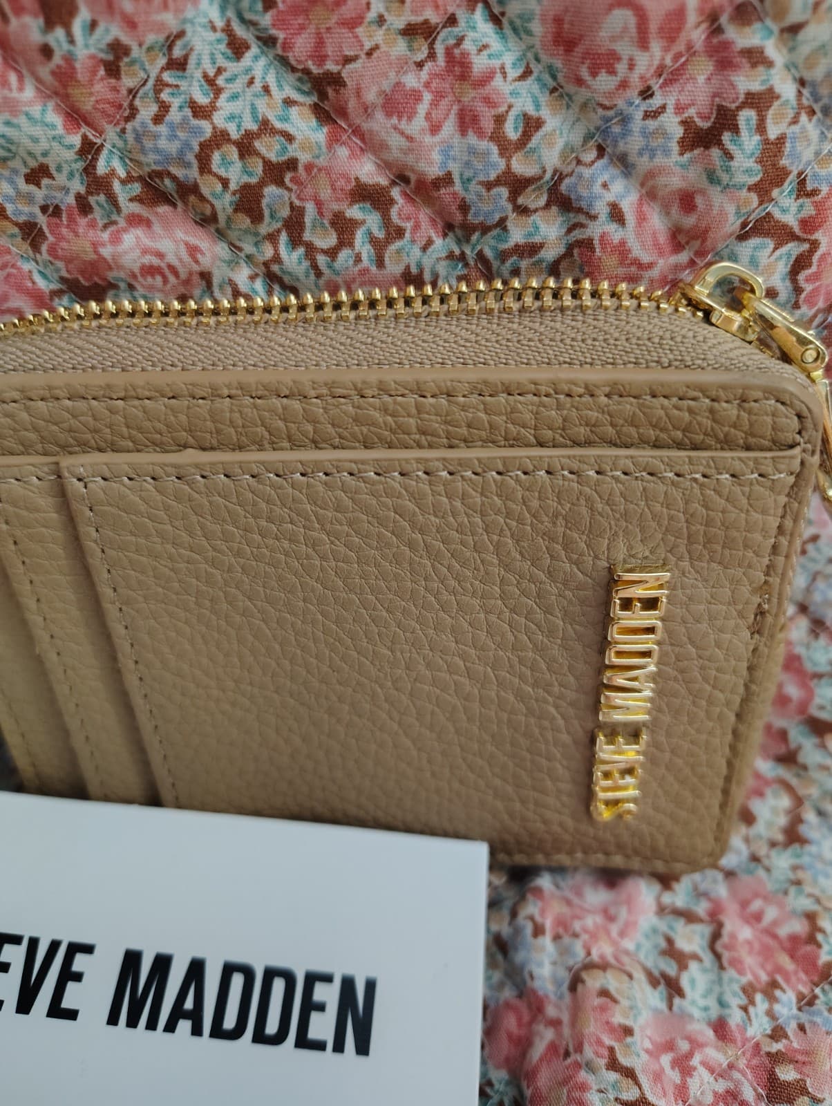 NEW Steve Madden Latte Card Holder Wristlet Wallet - Thumbnail 4